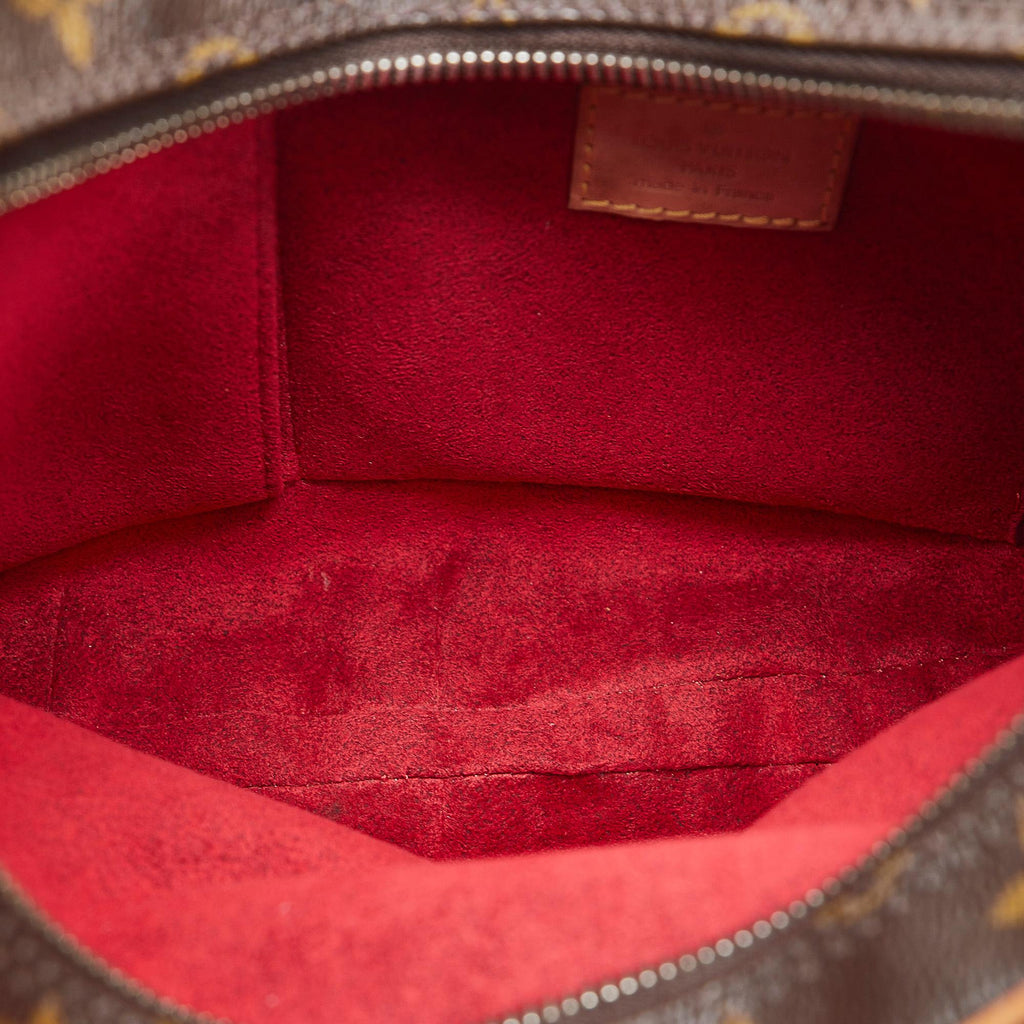 Louis Vuitton Monogram Croissant MM (SHG-ko08PO)