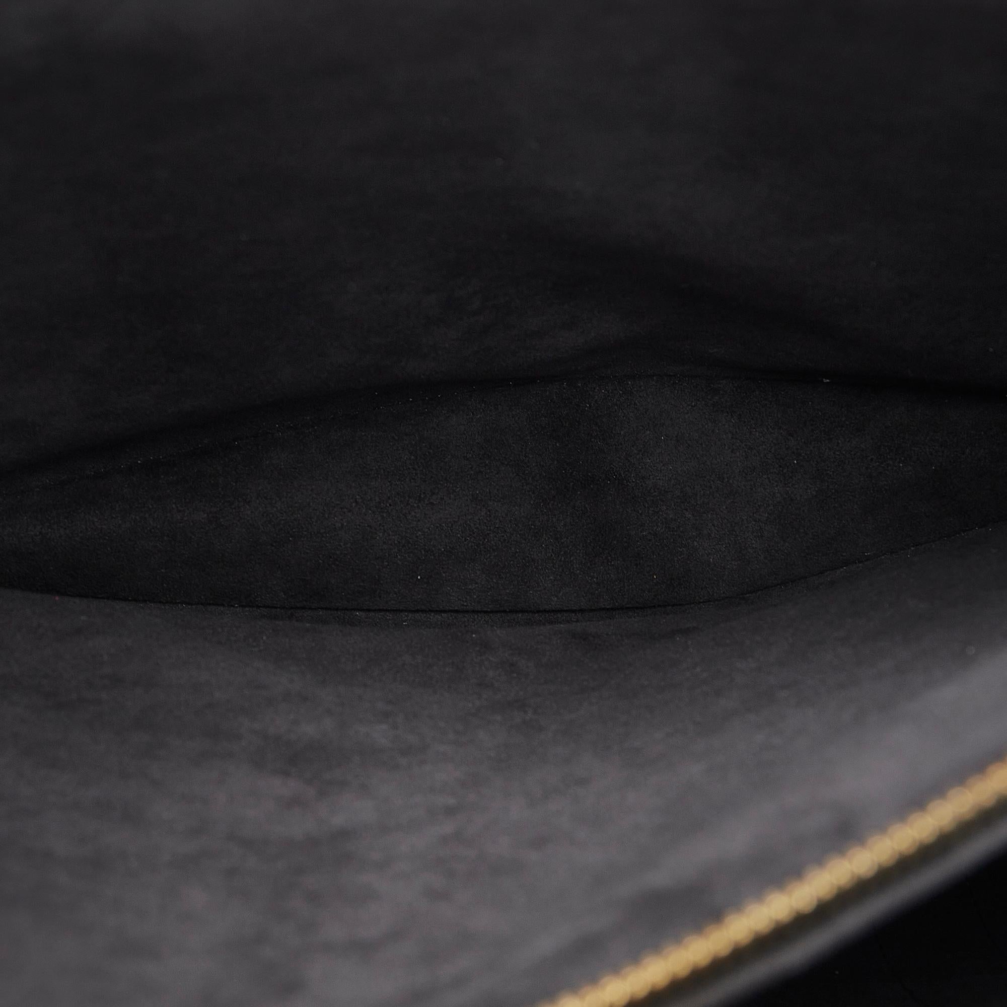 Louis Vuitton Monogram Cuir Plume Very MM Tote (SHG-7wQuXp)