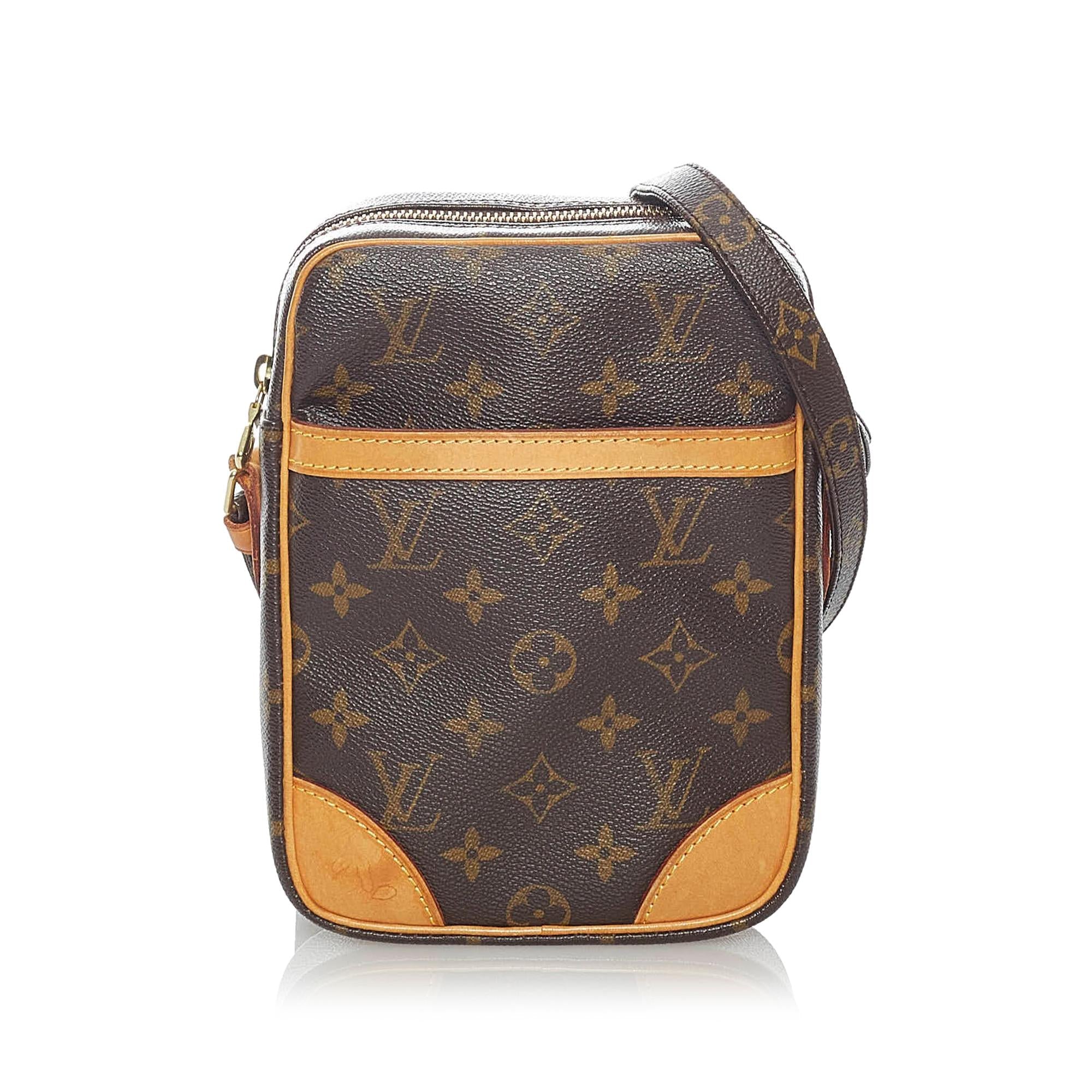 Louis Vuitton Monogram Danube (SHG-31092)