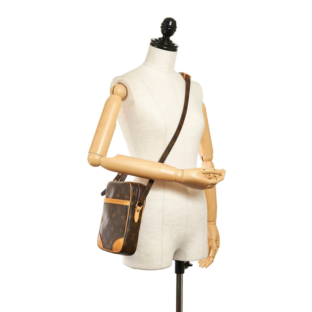 Louis Vuitton Monogram Danube (SHG-31092)