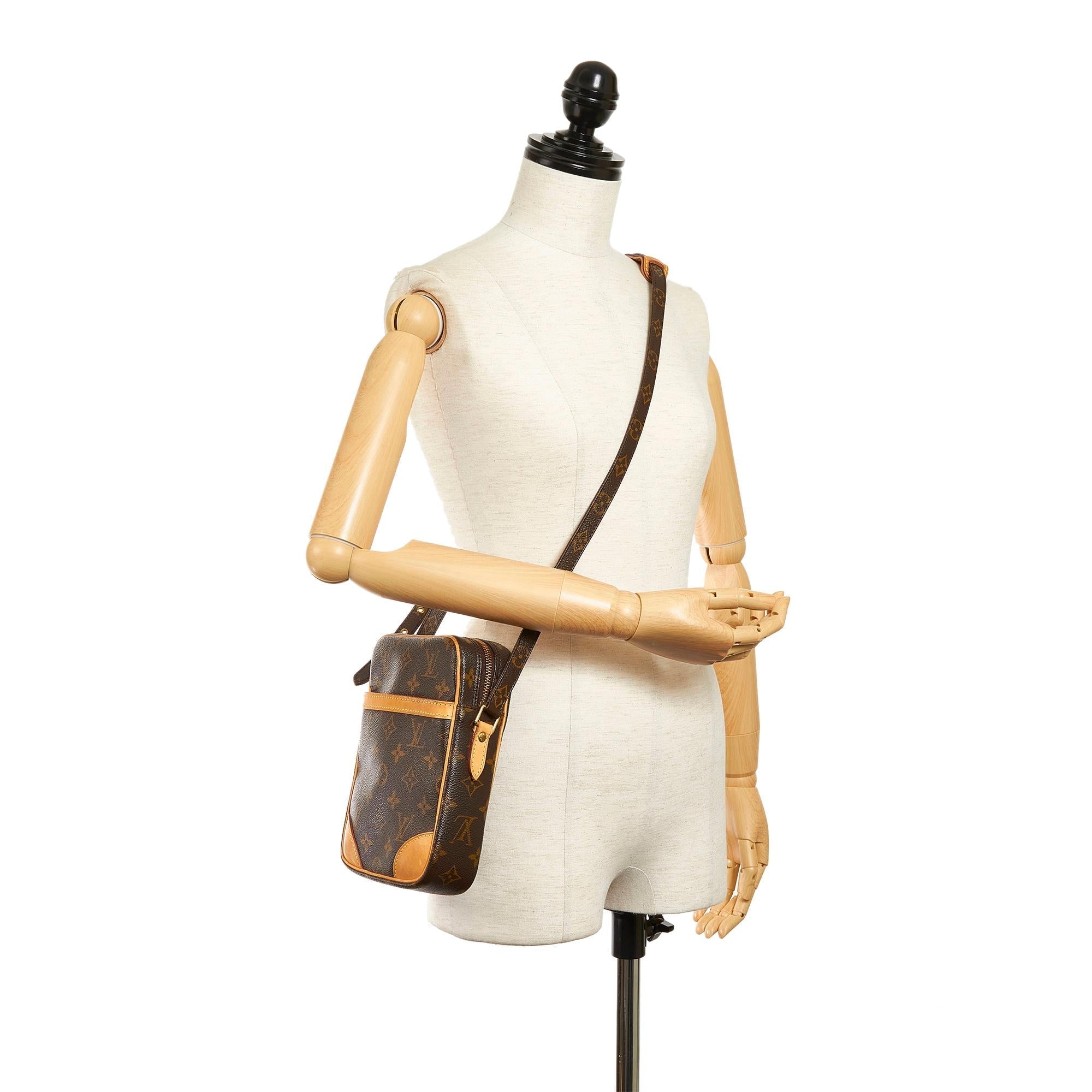 Louis Vuitton Monogram Danube (SHG-31092)
