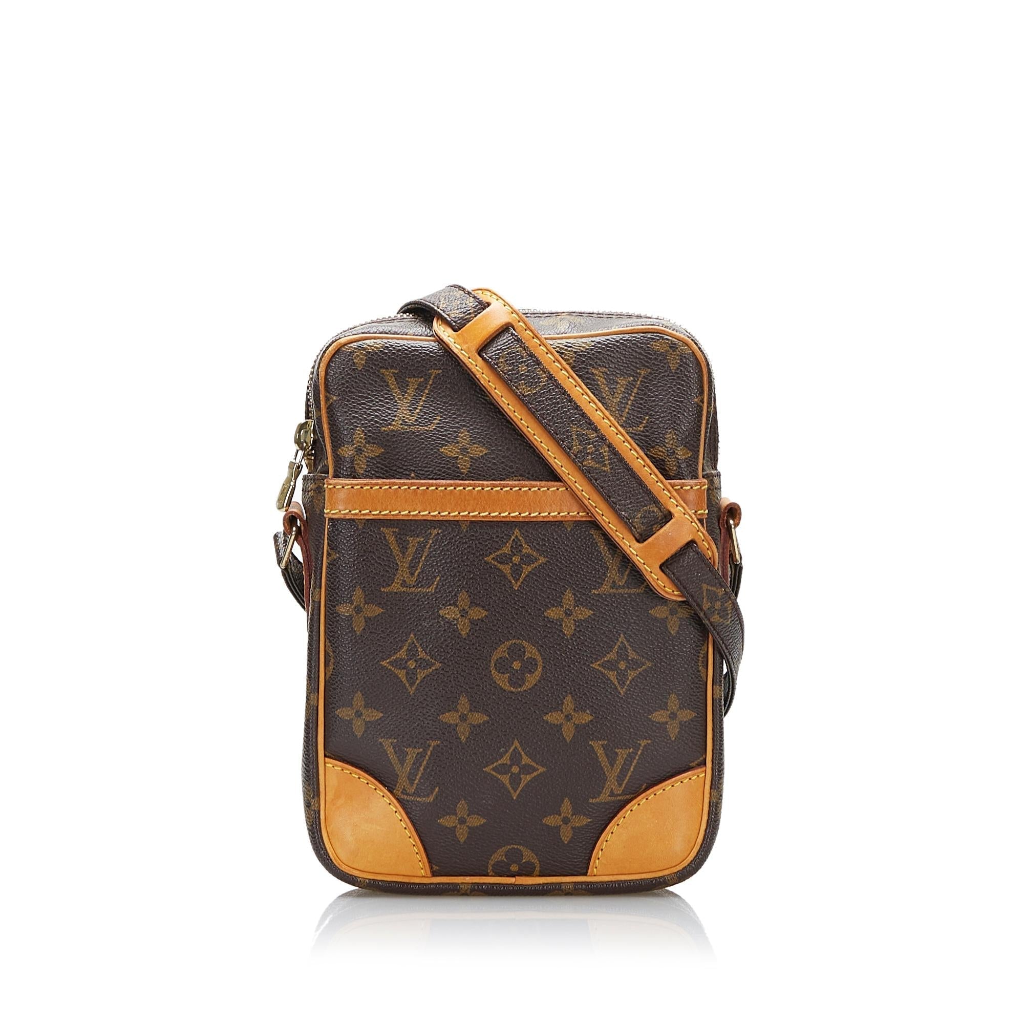Louis Vuitton Monogram Danube (SHG-37438)