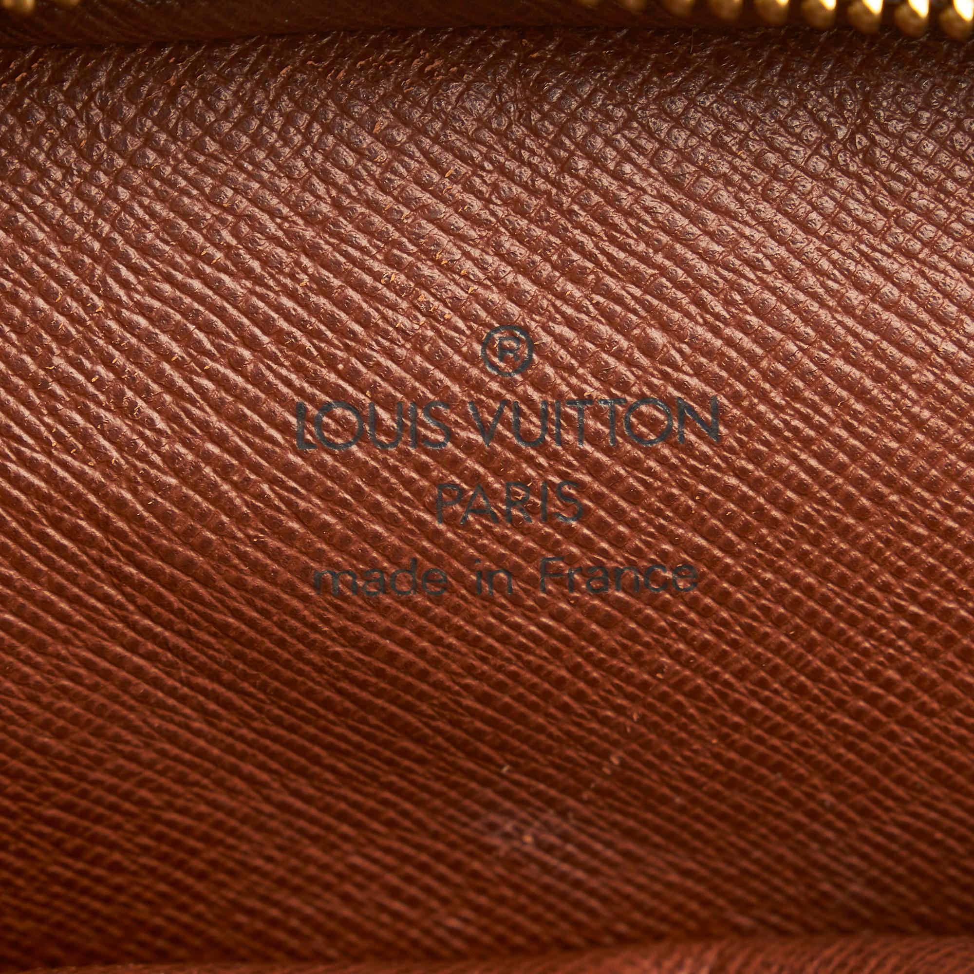 Louis Vuitton Monogram Danube (SHG-wwuspF)