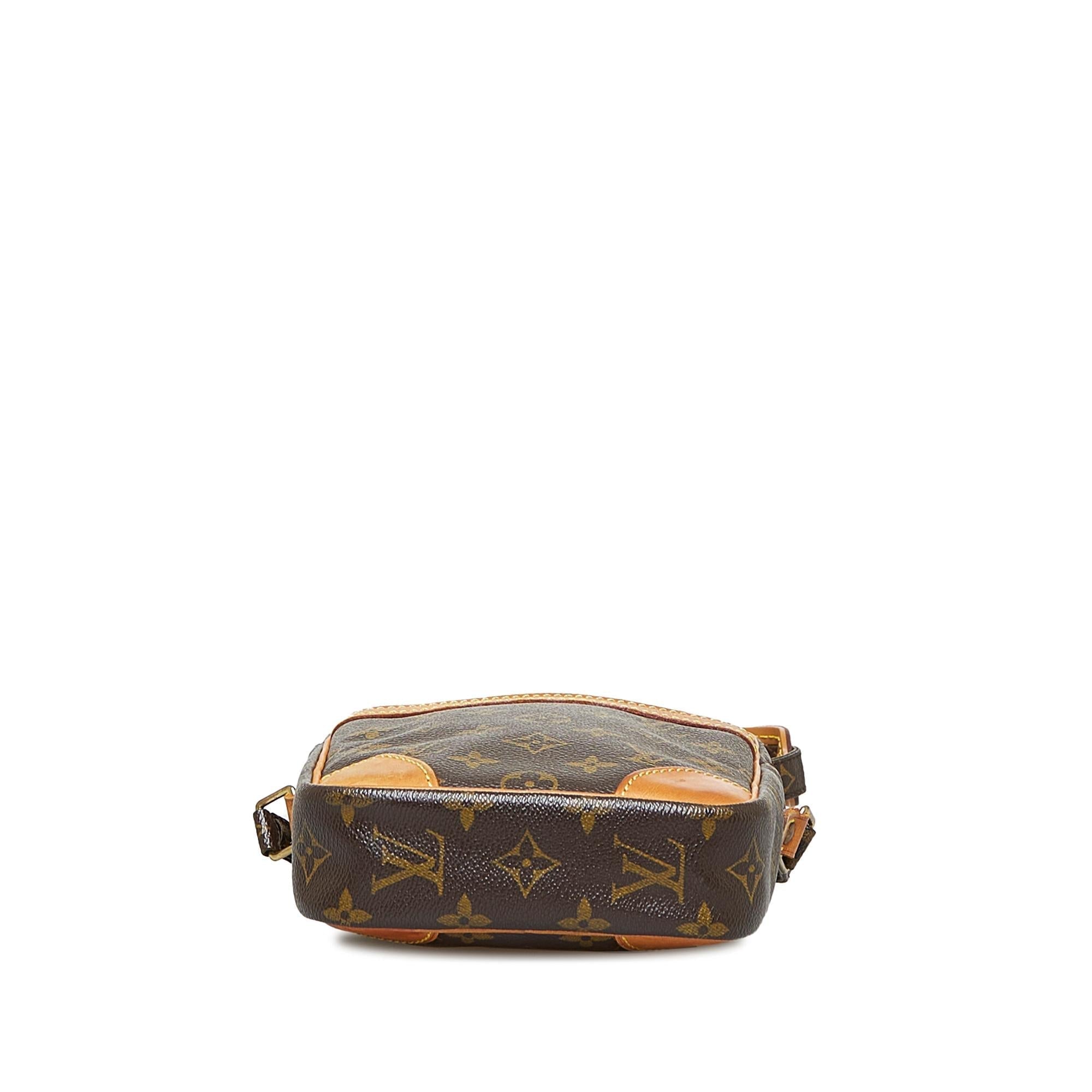 Louis Vuitton Monogram Danube (SHG-tRCUWe)