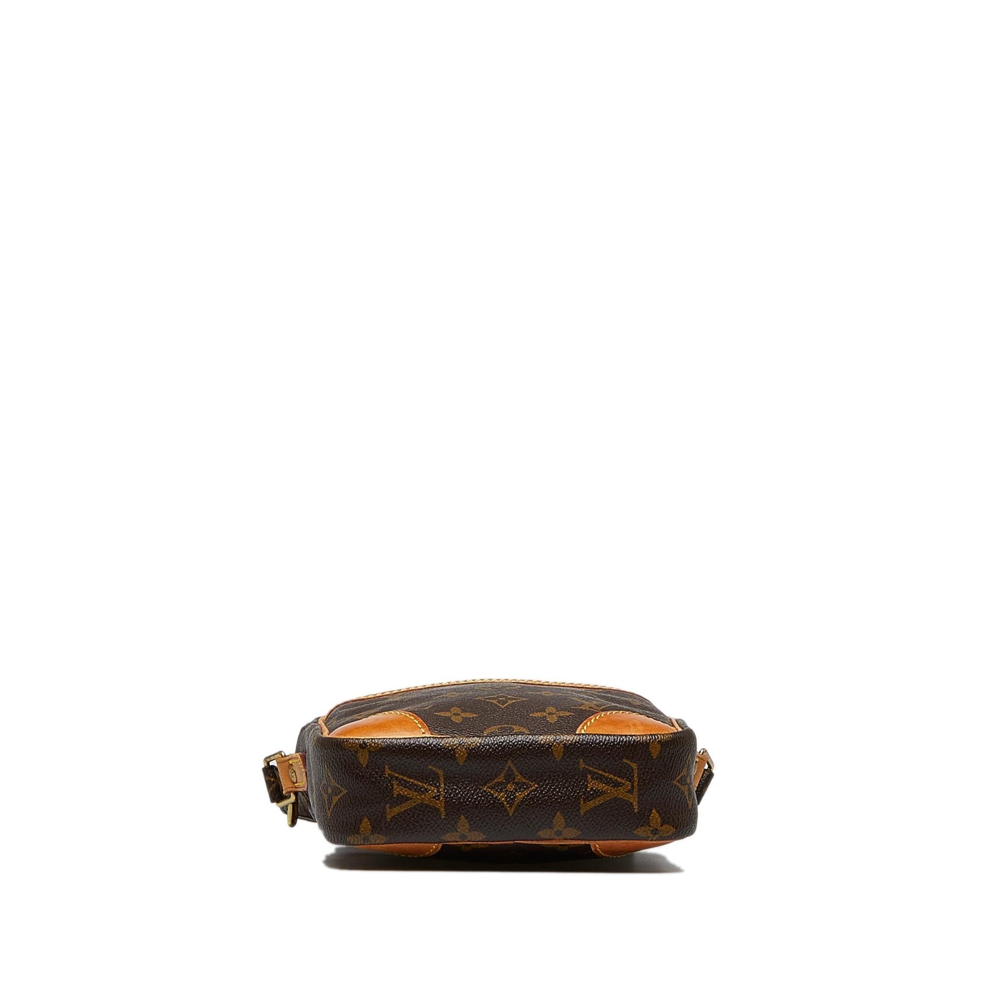 Louis Vuitton Monogram Danube (SHG-IGe484)