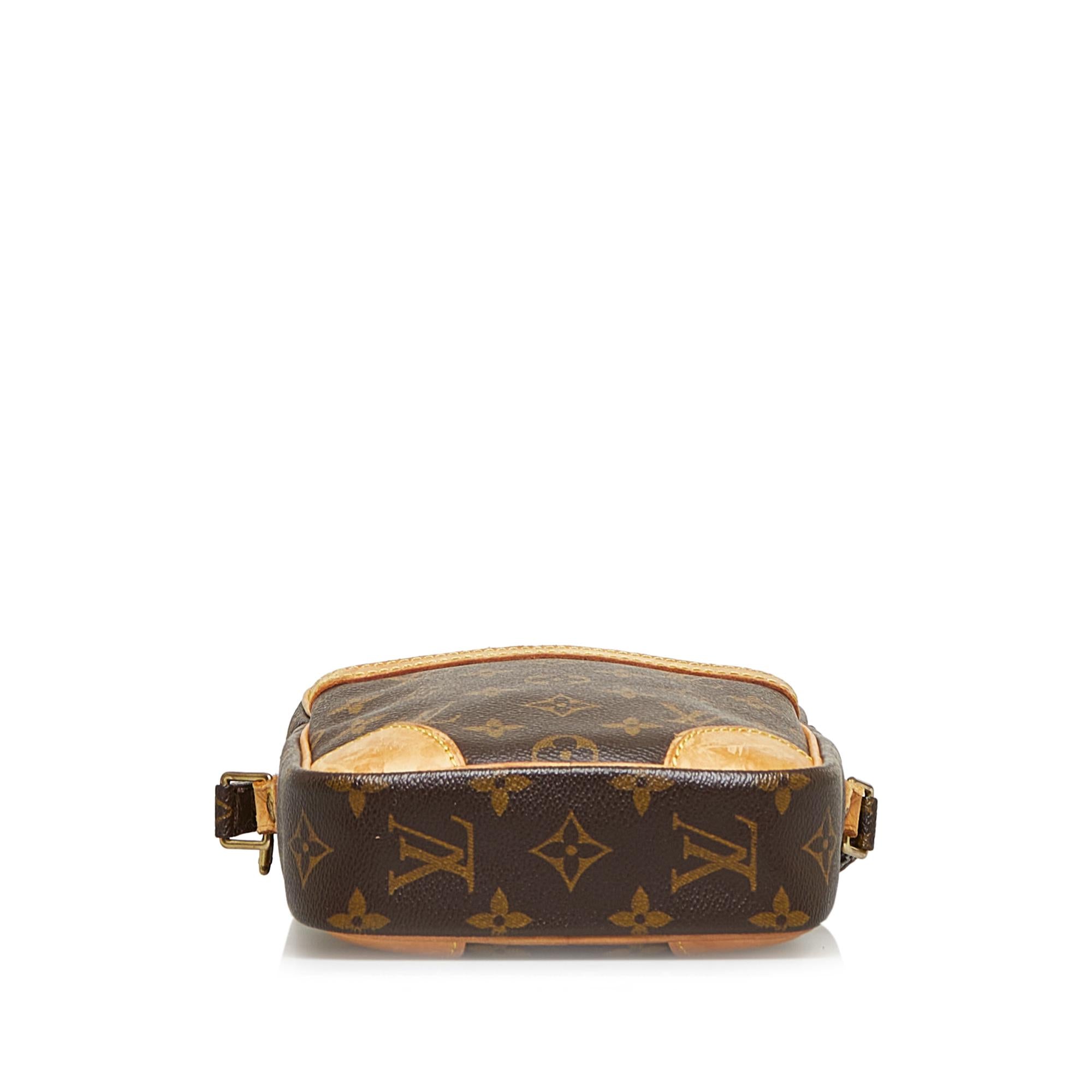 Louis Vuitton Monogram Danube (SHG-Ww1mwI)
