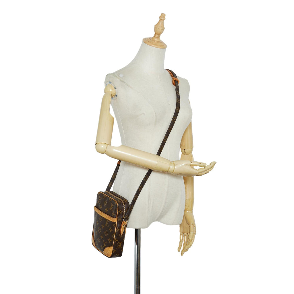 Louis Vuitton Monogram Danube (SHG-Ww1mwI)