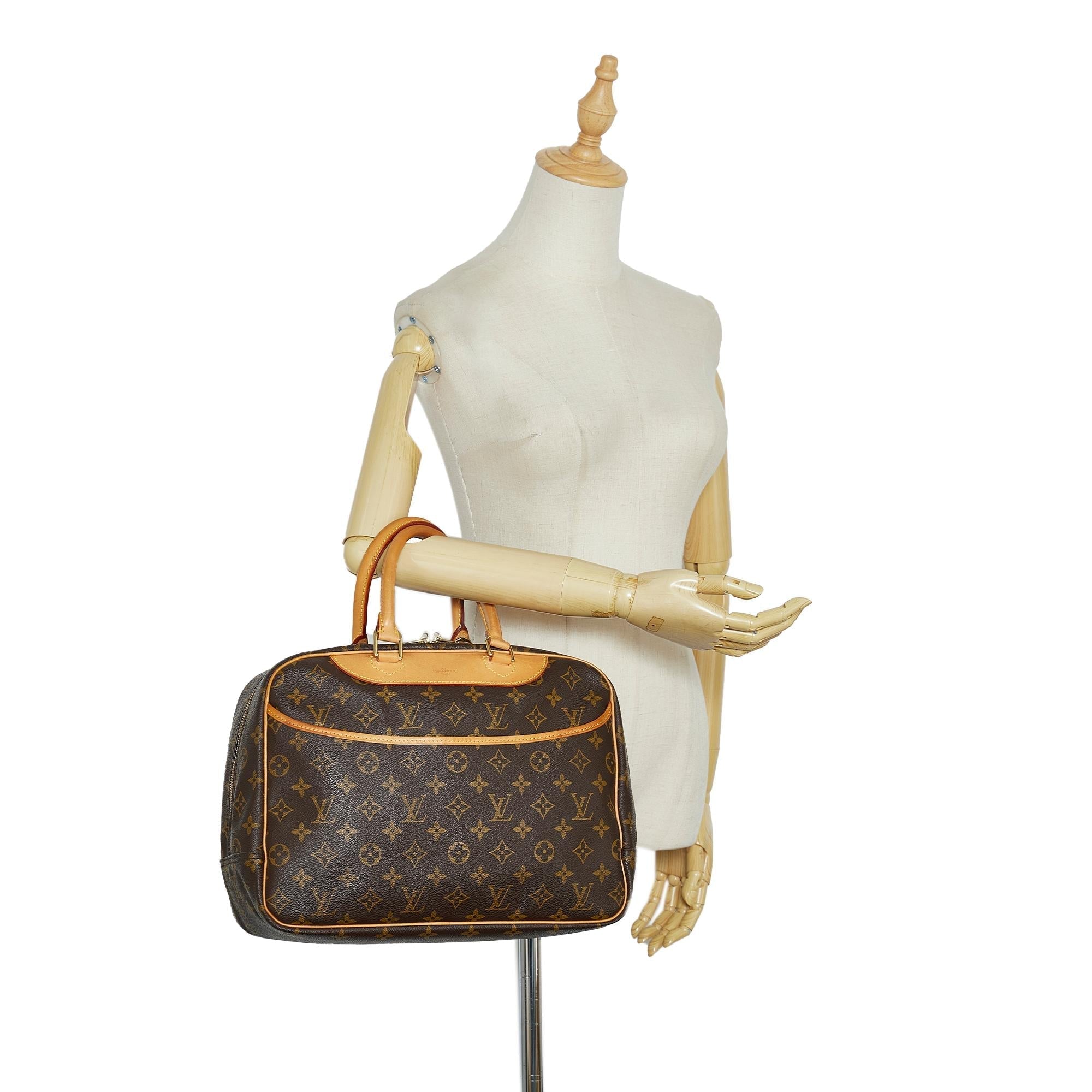 Louis Vuitton Monogram Deauville (SHG-gOwDjI)