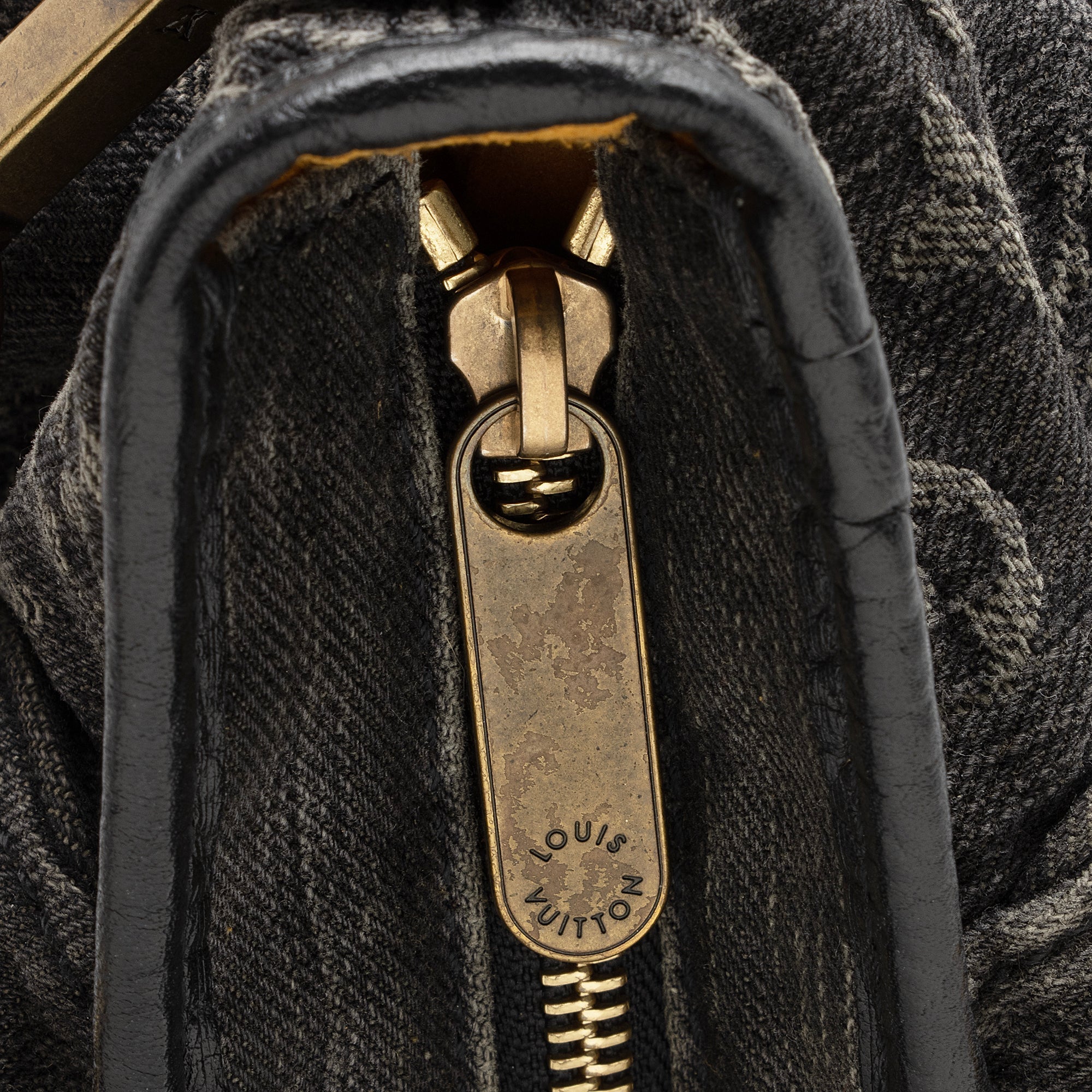 Louis Vuitton Monogram Denim Neo Cabby MM Satchel (SHF-SAEQo3)