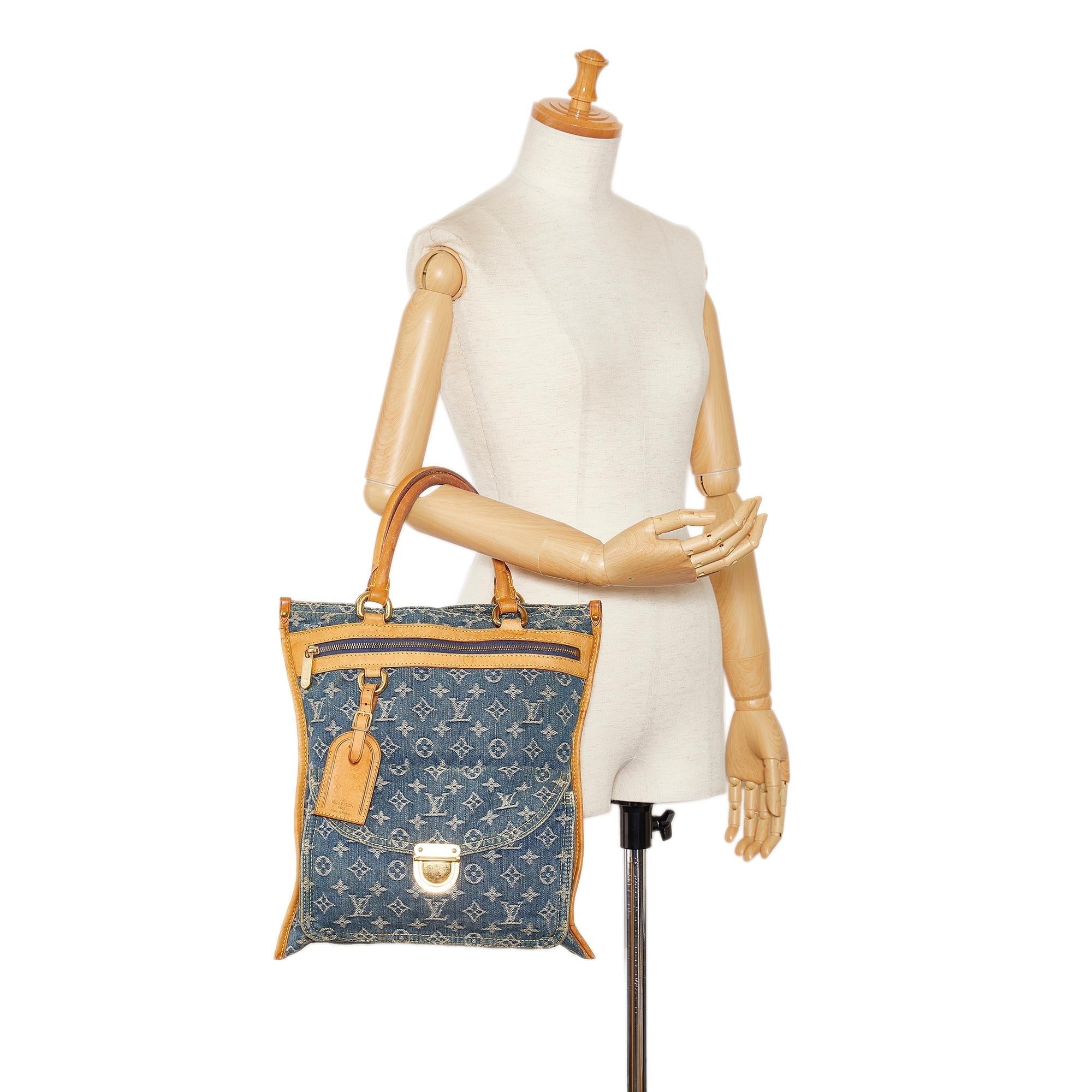 Louis Vuitton Monogram Denim Sac Plat (SHG-xNyEUX)