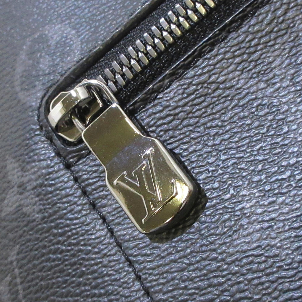 Louis Vuitton Monogram Eclipse Apollo Messenger MM (SHG-37708)