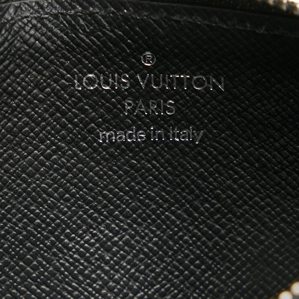 Louis Vuitton Monogram Eclipse Coin Pouch (SHG-CILlD8)