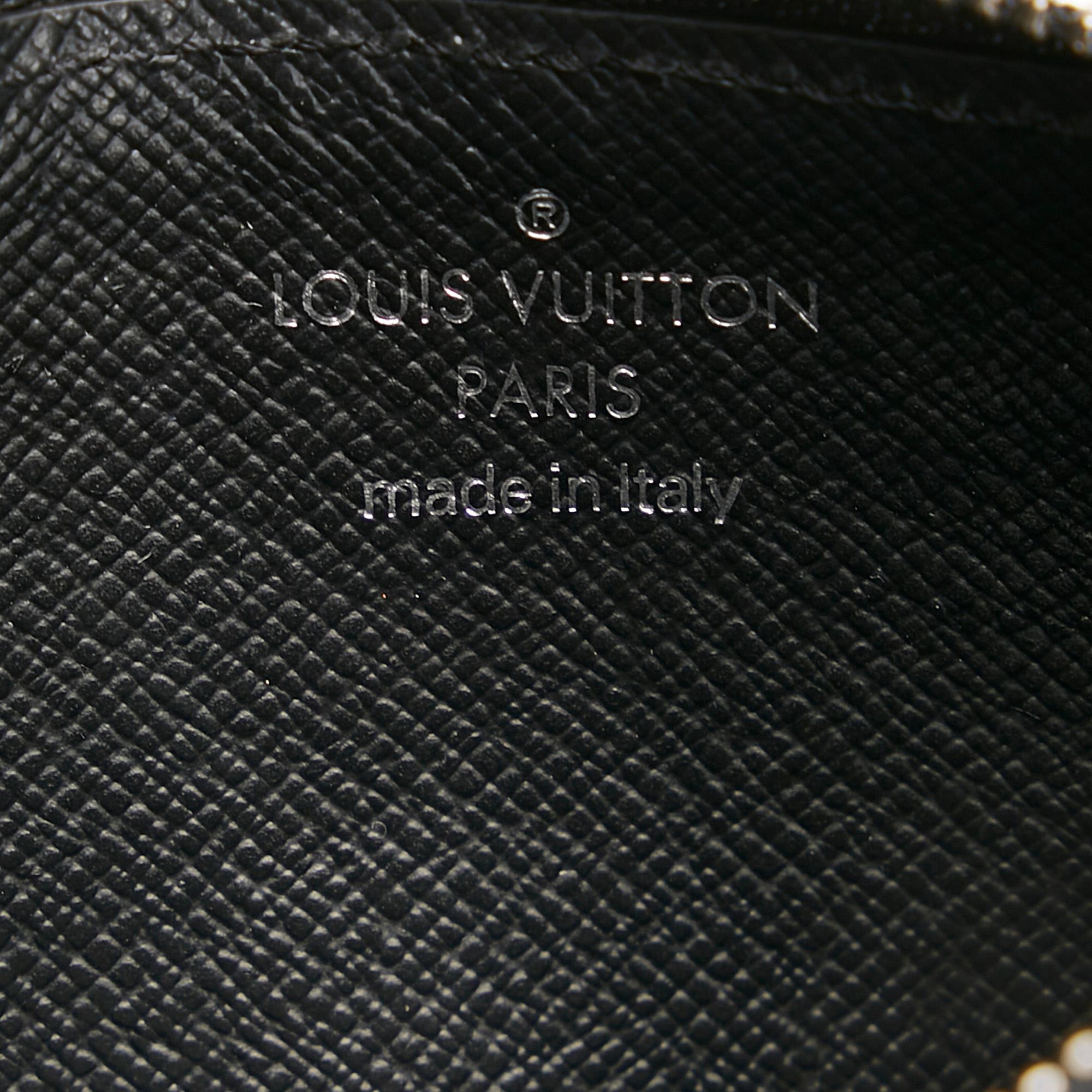 Louis Vuitton Monogram Eclipse Coin Pouch (SHG-CILlD8)
