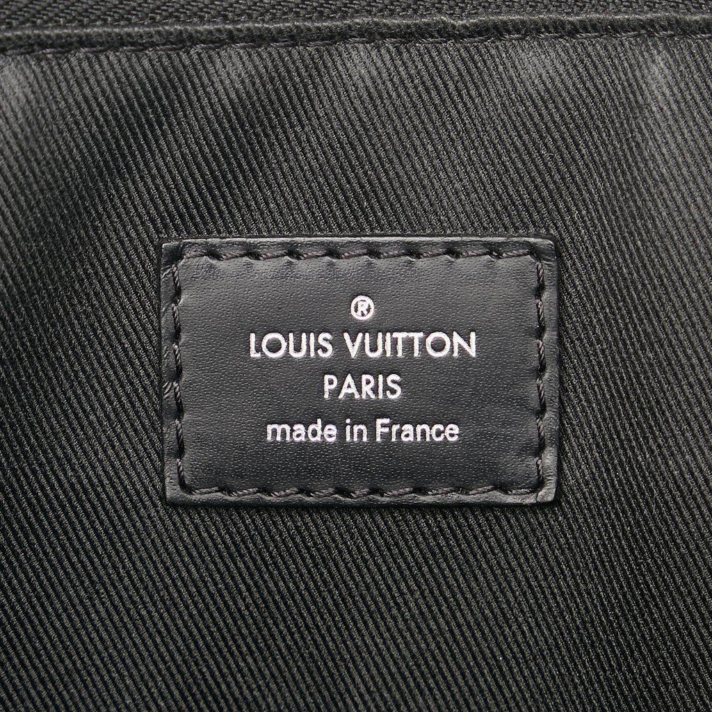 Louis Vuitton Monogram Eclipse Explorer Business Bag (SHG-36283)