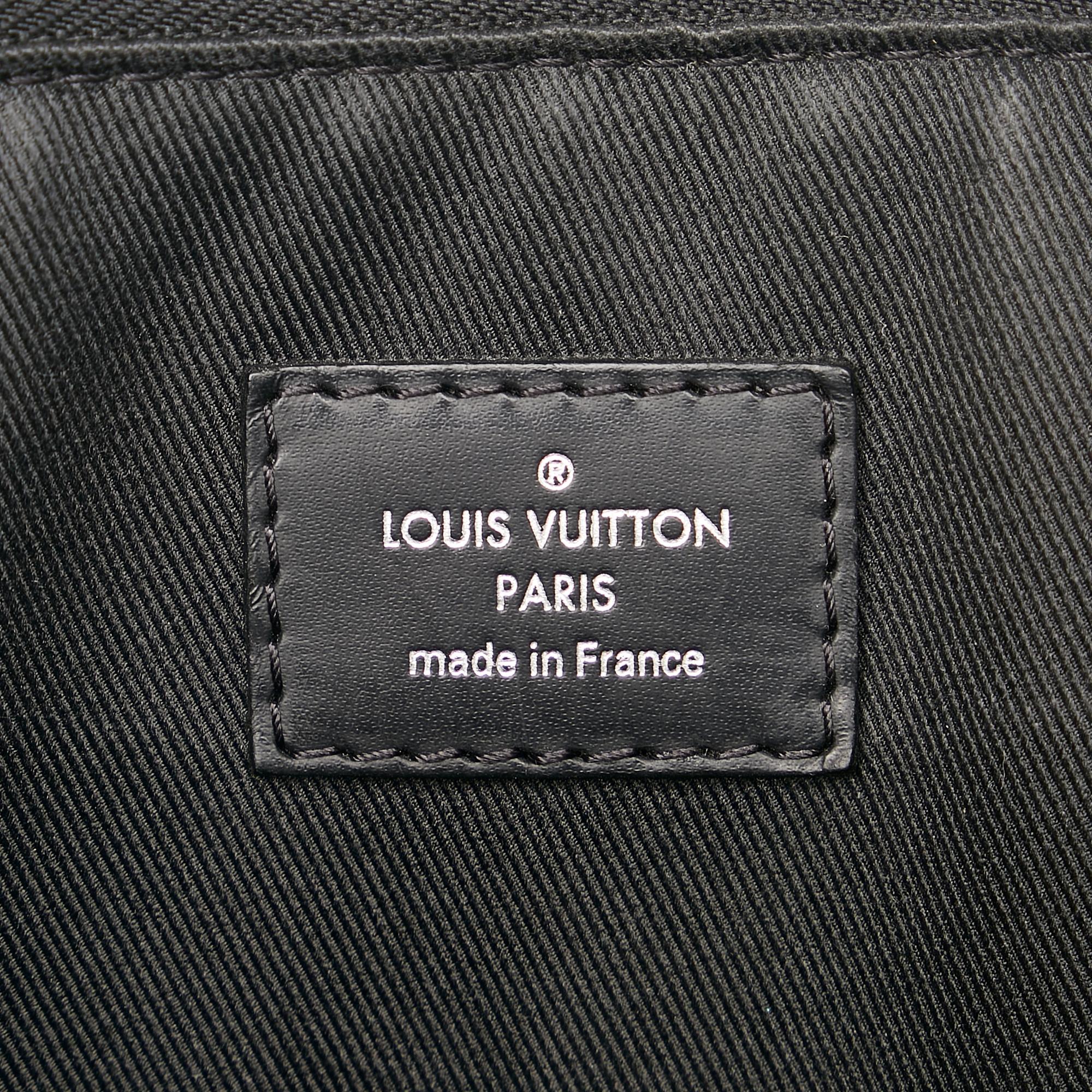 Louis Vuitton Monogram Eclipse Explorer Business Bag (SHG-36283)