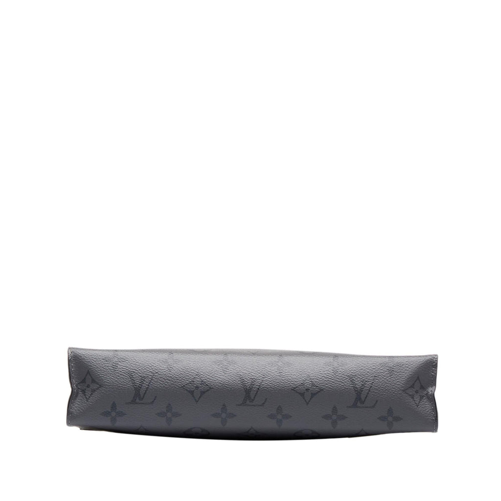 Louis Vuitton Monogram Eclipse Pochette Voyage MM (SHG-w7cjZA)