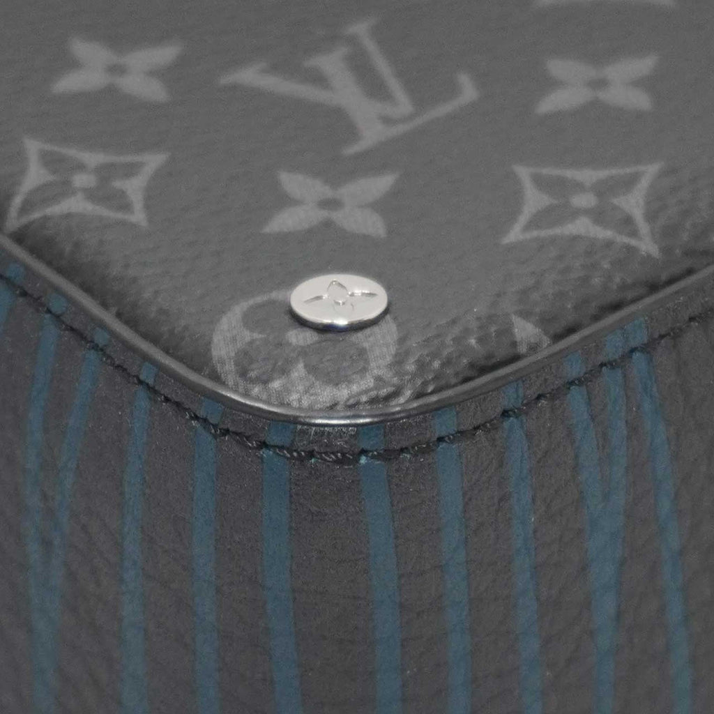 Louis Vuitton Monogram Eclipse Volga on Strap (SHG-nbZGeD)