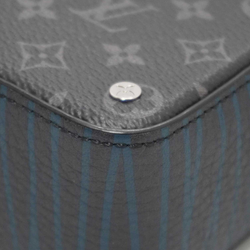 Louis Vuitton Monogram Eclipse Volga on Strap (SHG-nbZGeD)