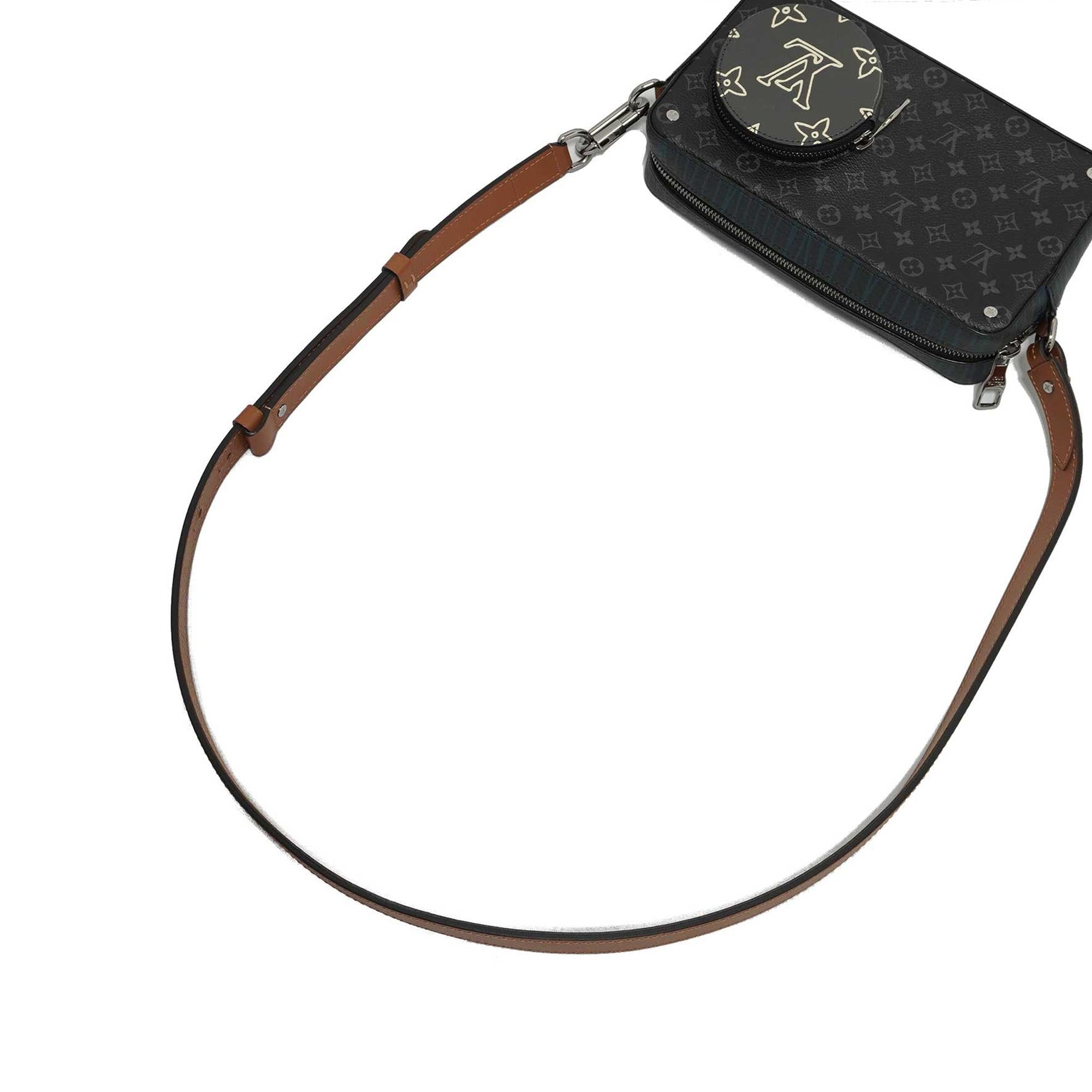 Louis Vuitton Monogram Eclipse Volga on Strap (SHG-nbZGeD)