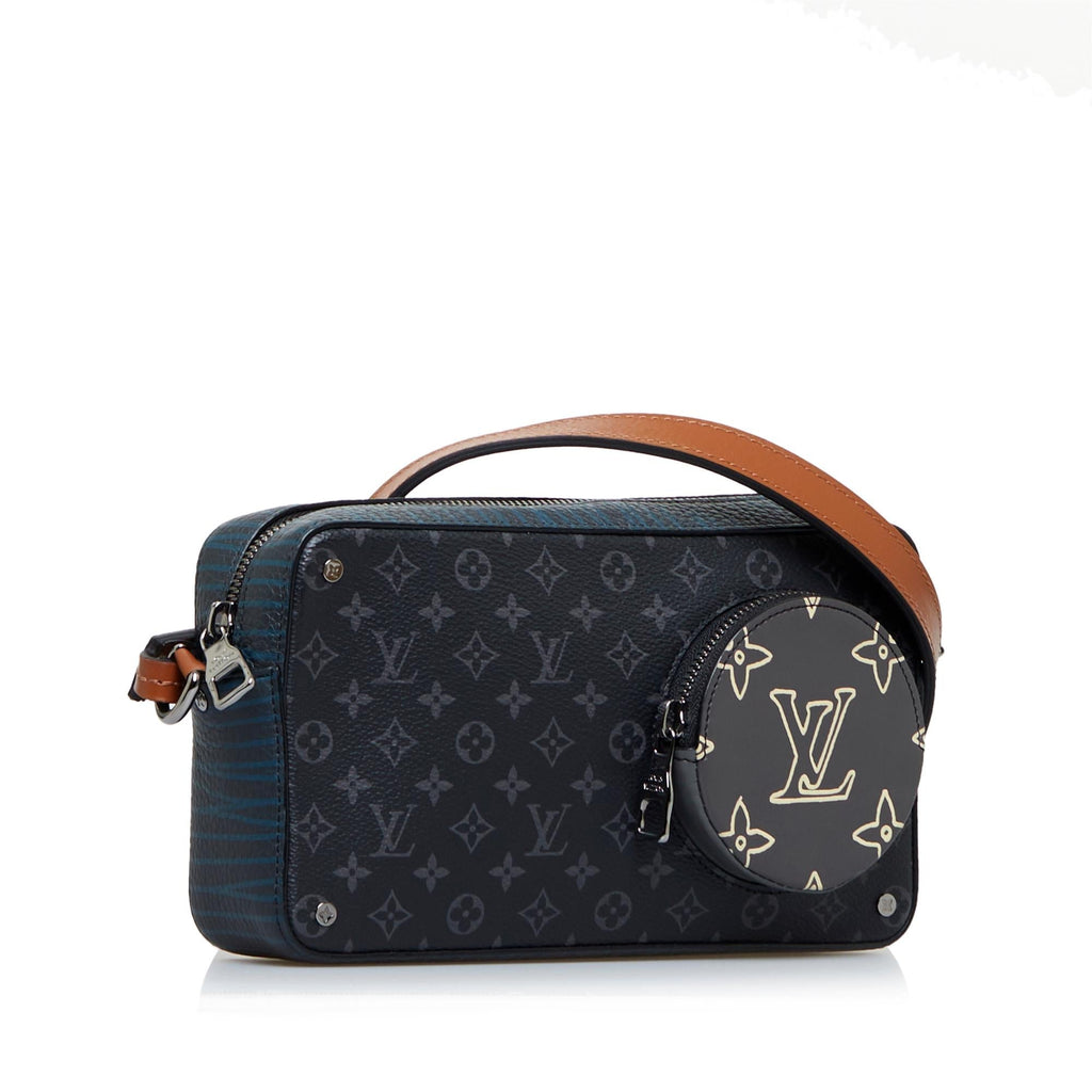 Louis Vuitton Monogram Eclipse Volga (SHG-kDsuOT)