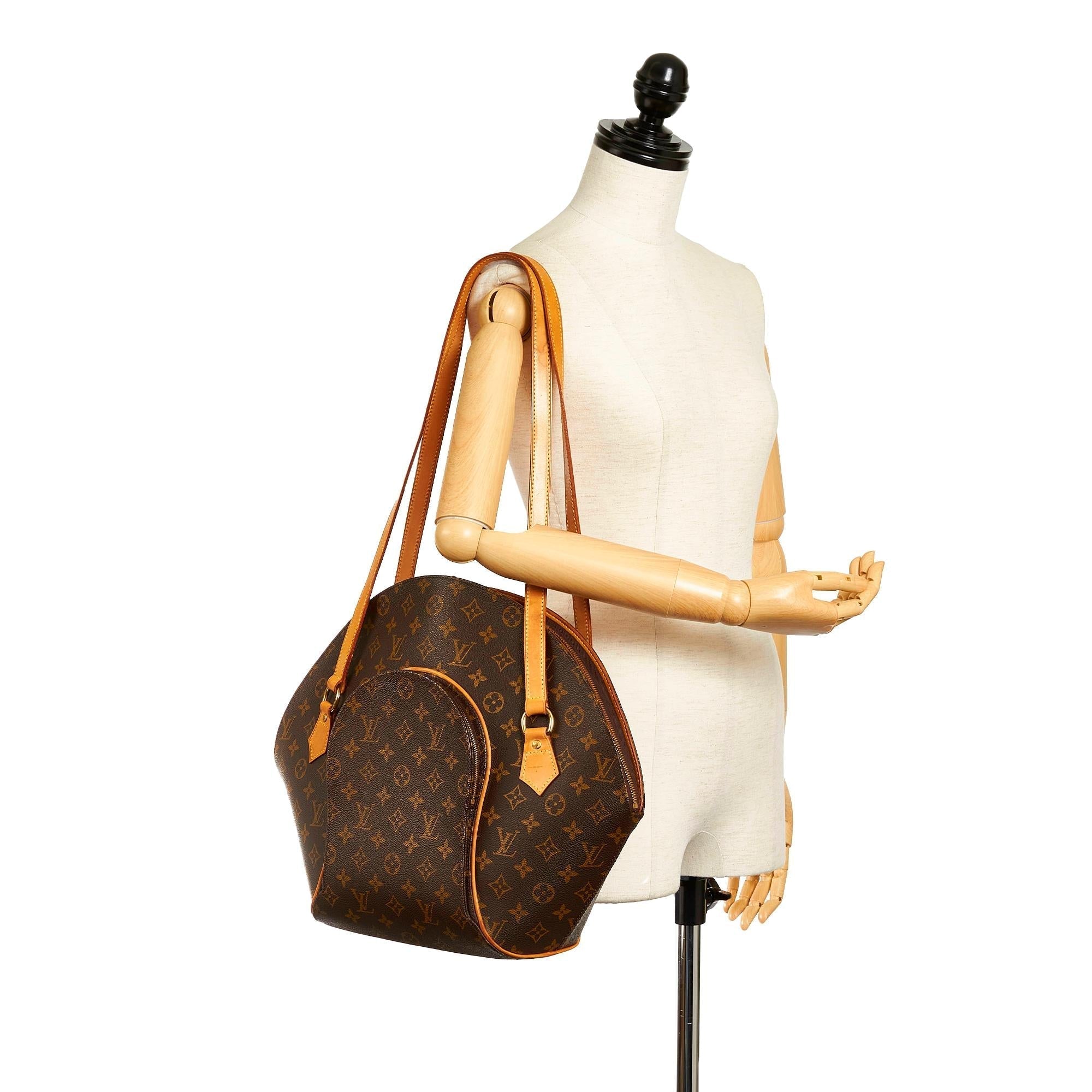 Louis Vuitton Monogram Ellipse GM (SHG-33551)