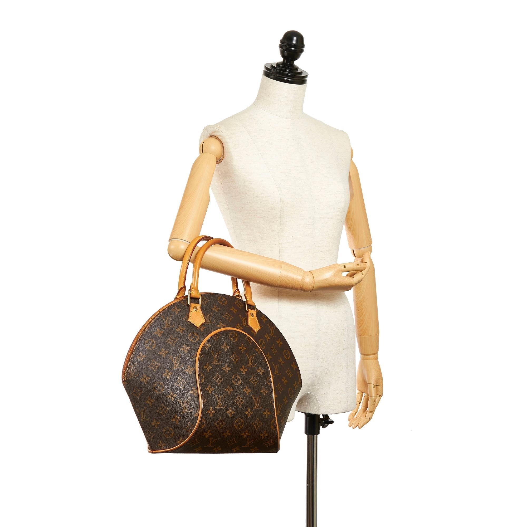 Louis Vuitton Monogram Ellipse PM (SHG-31108)
