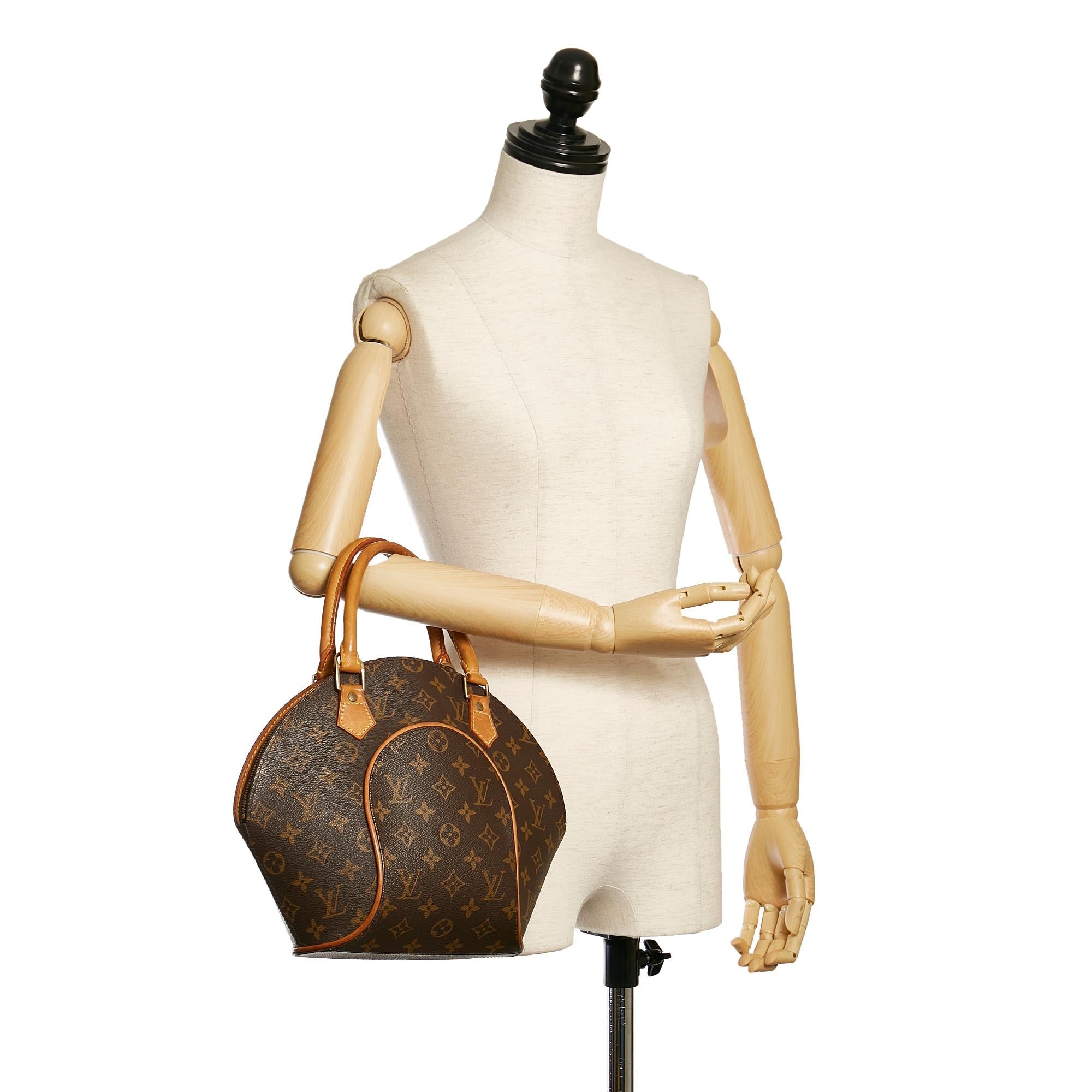 Louis Vuitton Monogram Ellipse PM (SHG-33806)