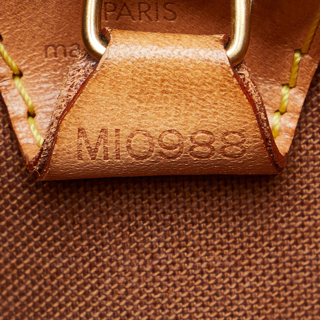 Louis Vuitton Monogram Ellipse PM (SHG-eQdS2h)