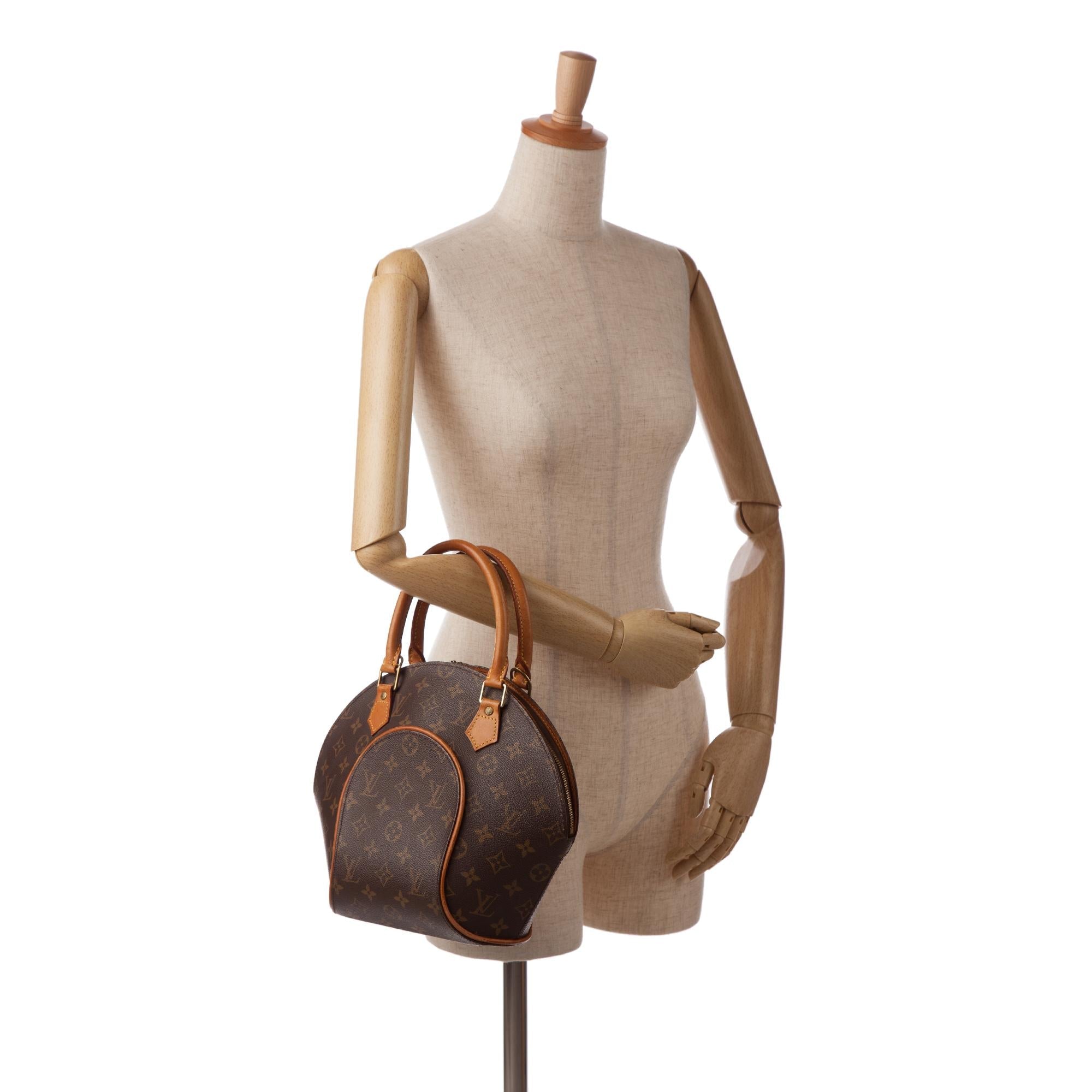 Louis Vuitton Monogram Ellipse PM (SHG-T4fuFP)