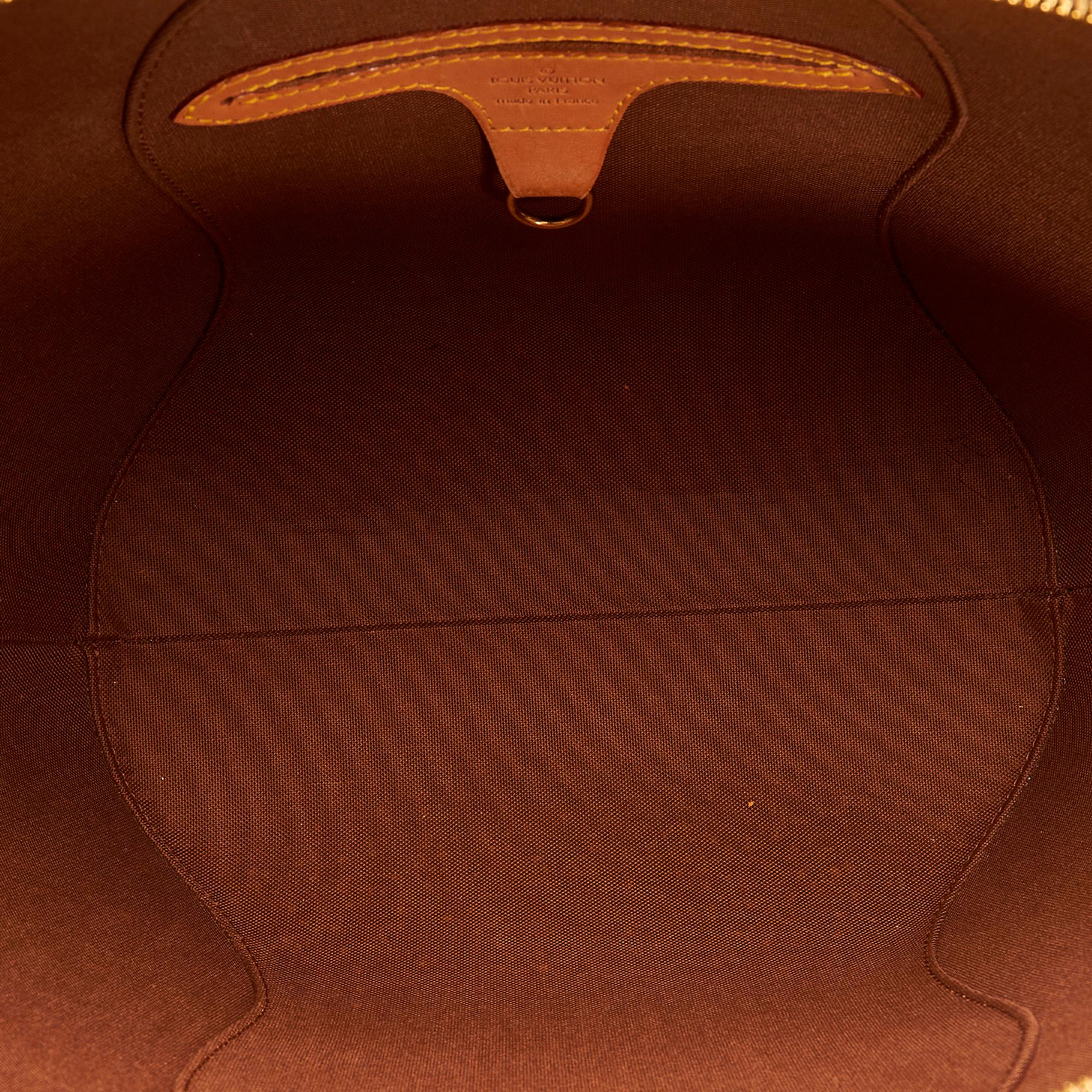 Louis Vuitton Monogram Ellipse PM (SHG-uaXpIO)