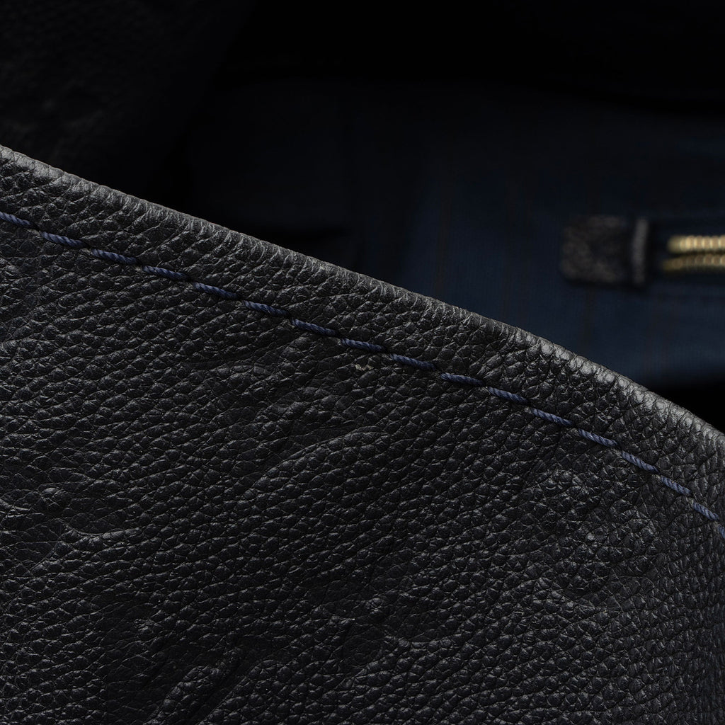 Louis Vuitton Monogram Empreinte Artsy MM Shoulder Bag (SHF-lueaCq)