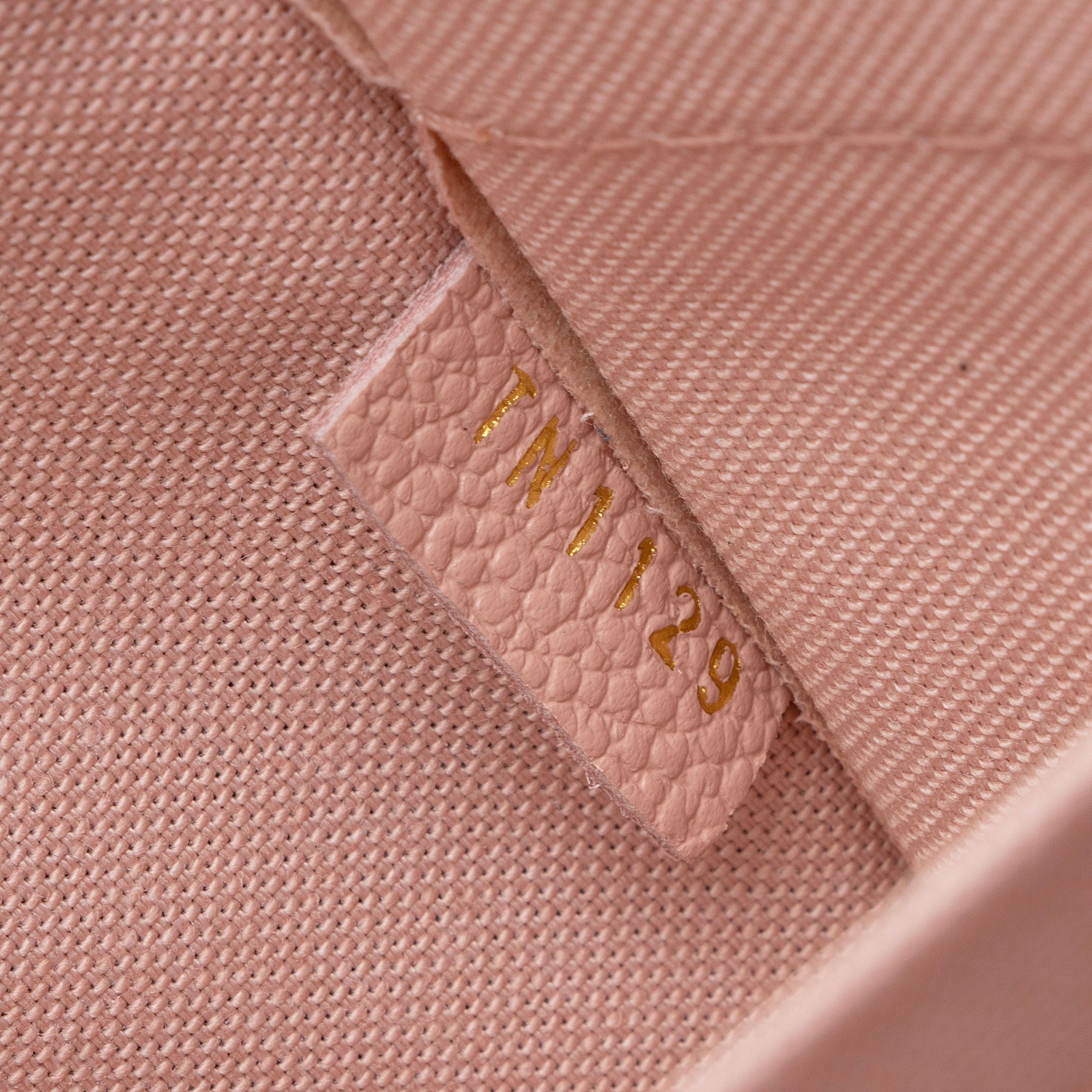 Louis Vuitton Monogram Empreinte Daily Pouch (SHF-bIZad3)