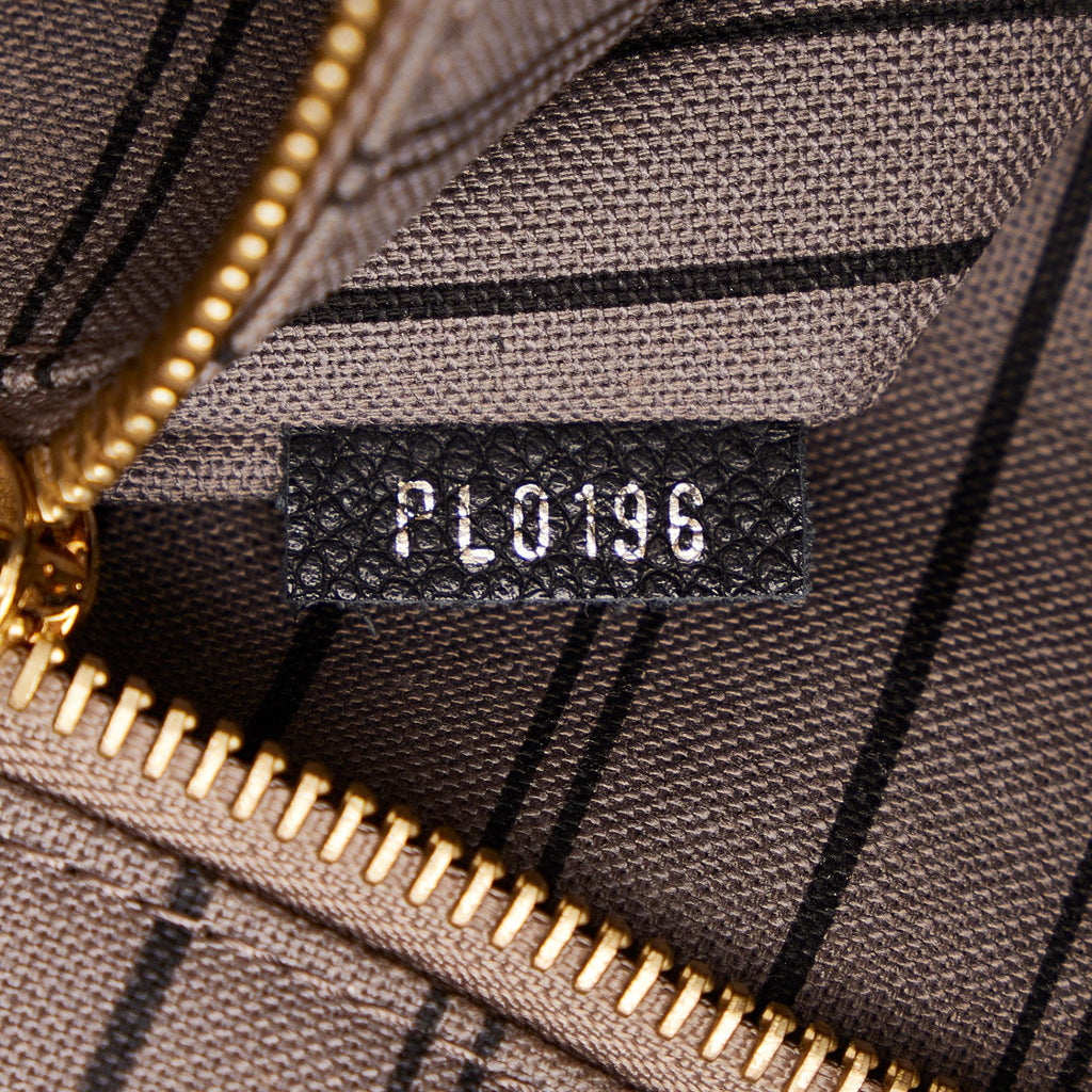 Louis Vuitton Monogram Empreinte Pont Neuf MM (SHG-EBLS0v)