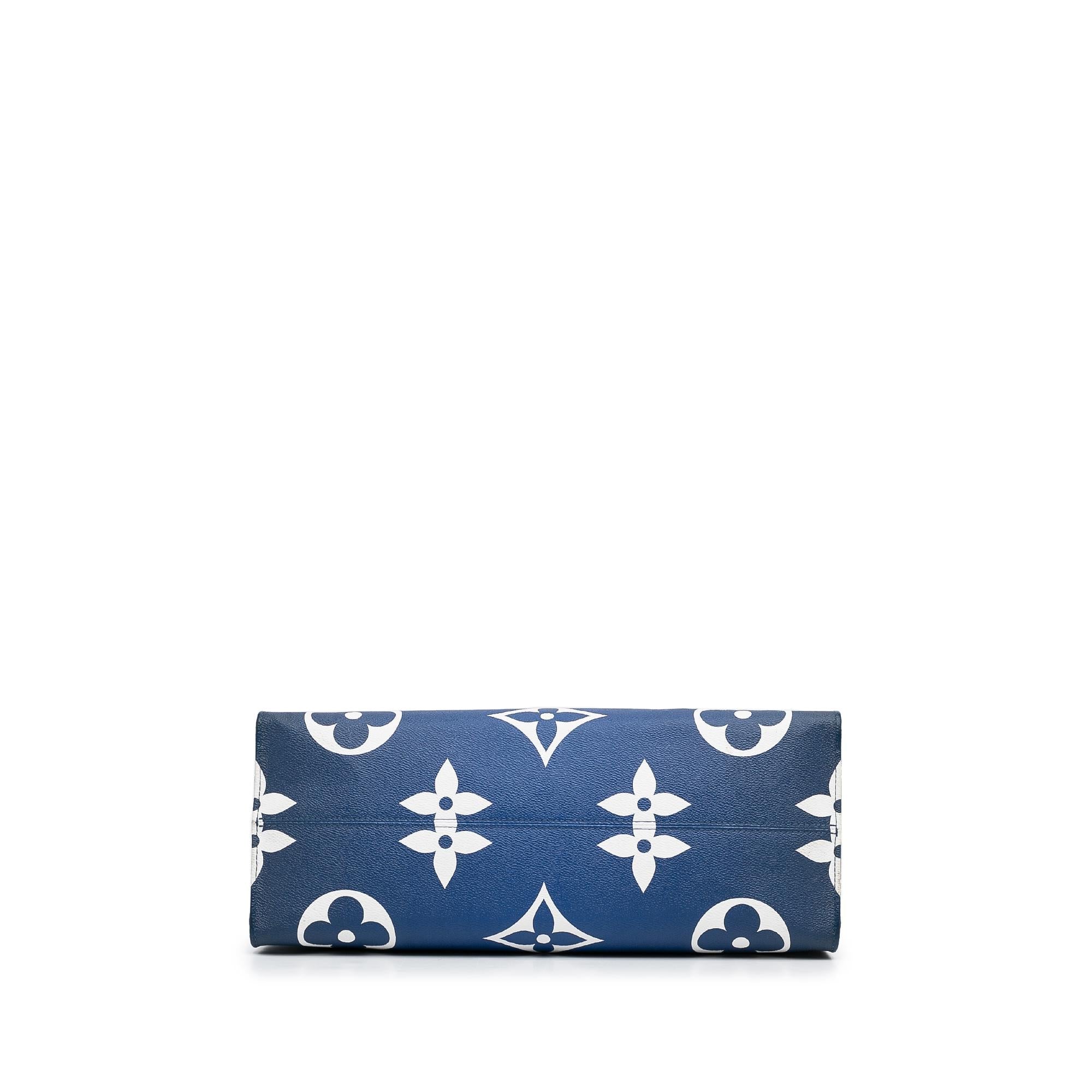 Louis Vuitton Monogram Escale OntheGo GM (SHG-zq74qa)