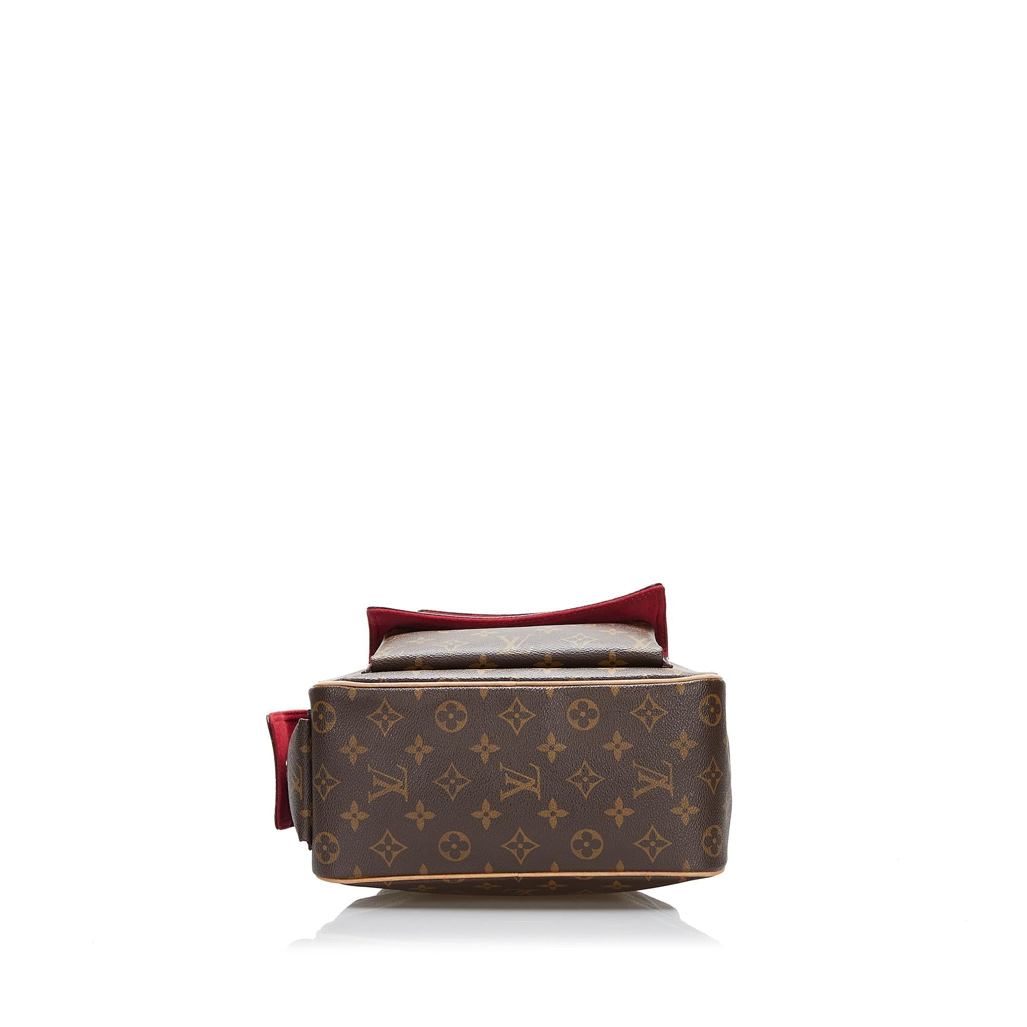 Louis Vuitton Monogram Excentri-Cite (SHG-v6XWTH)
