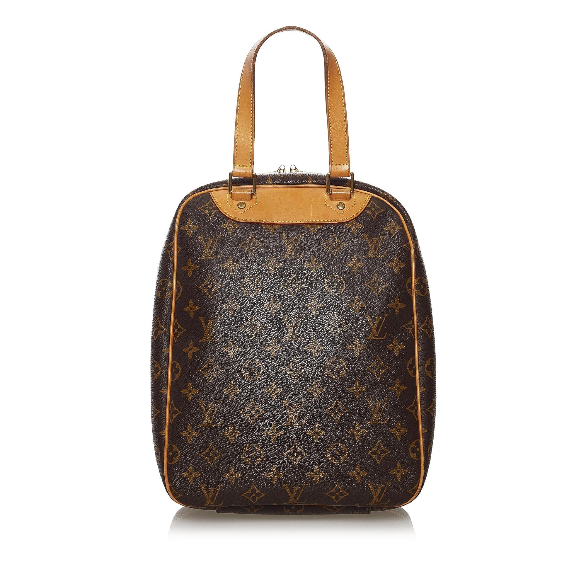 Louis Vuitton Monogram Excursion (SHG-31777)
