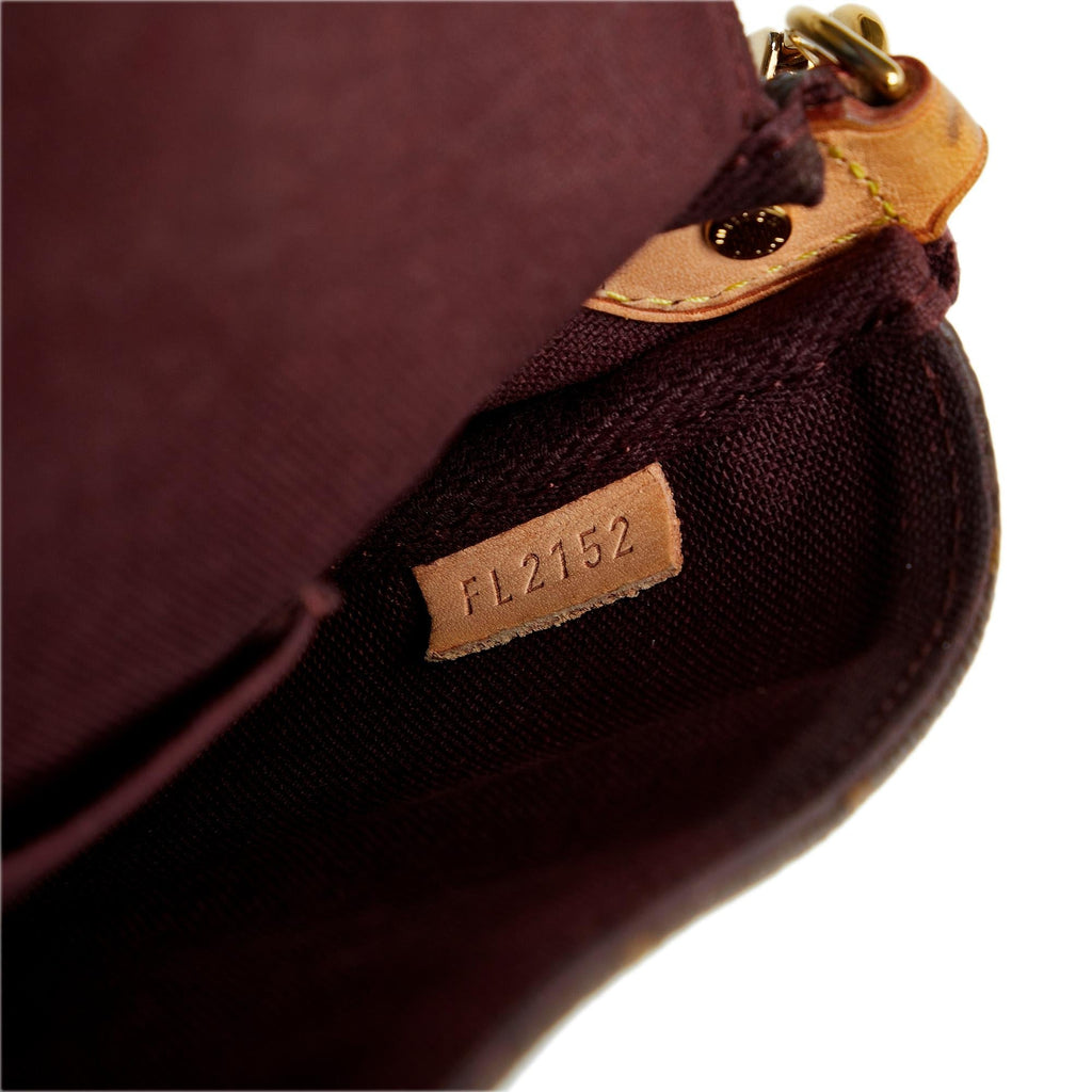Louis Vuitton Monogram Favorite MM (SHG-XP6mfi)