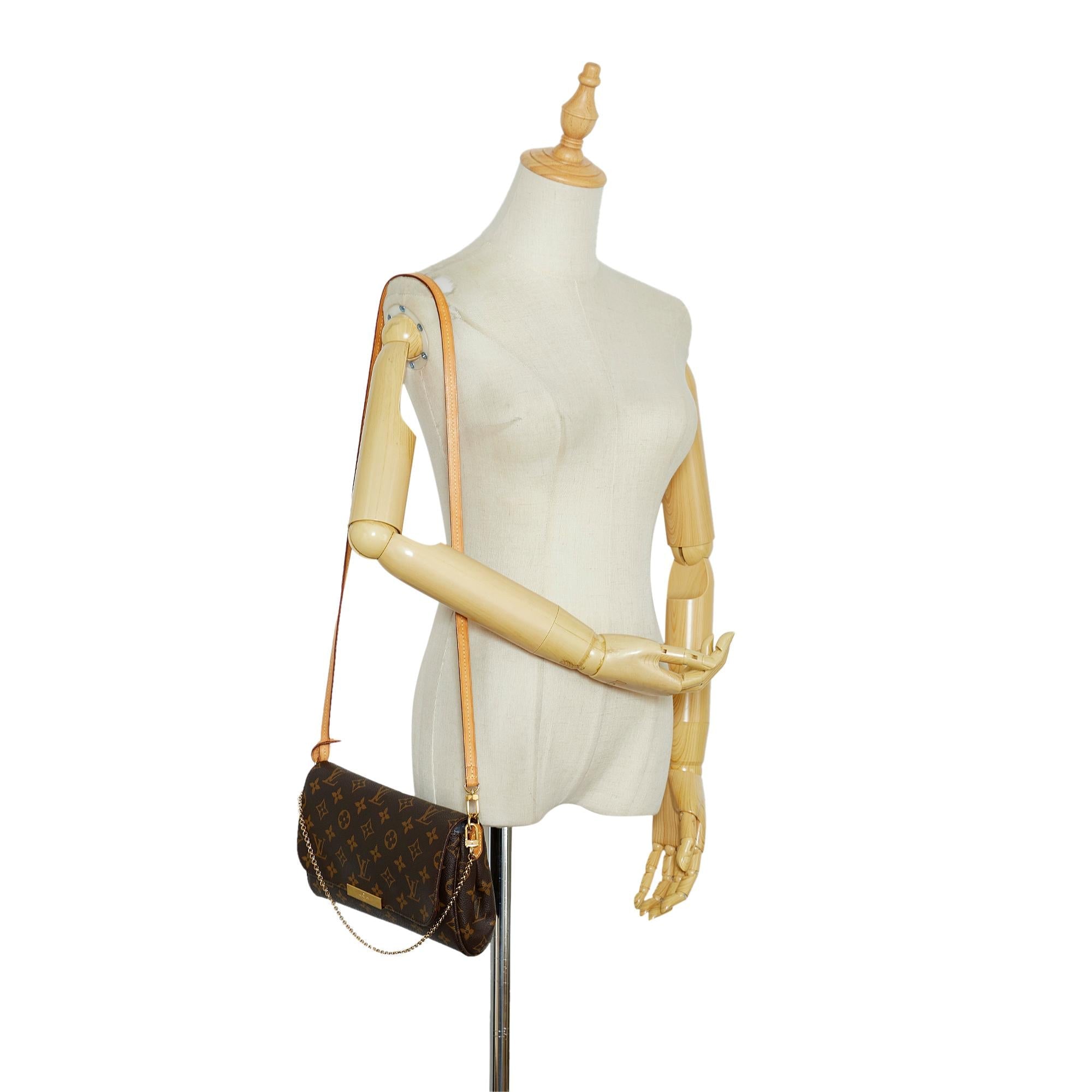 Louis Vuitton Monogram Favorite MM (SHG-XP6mfi)