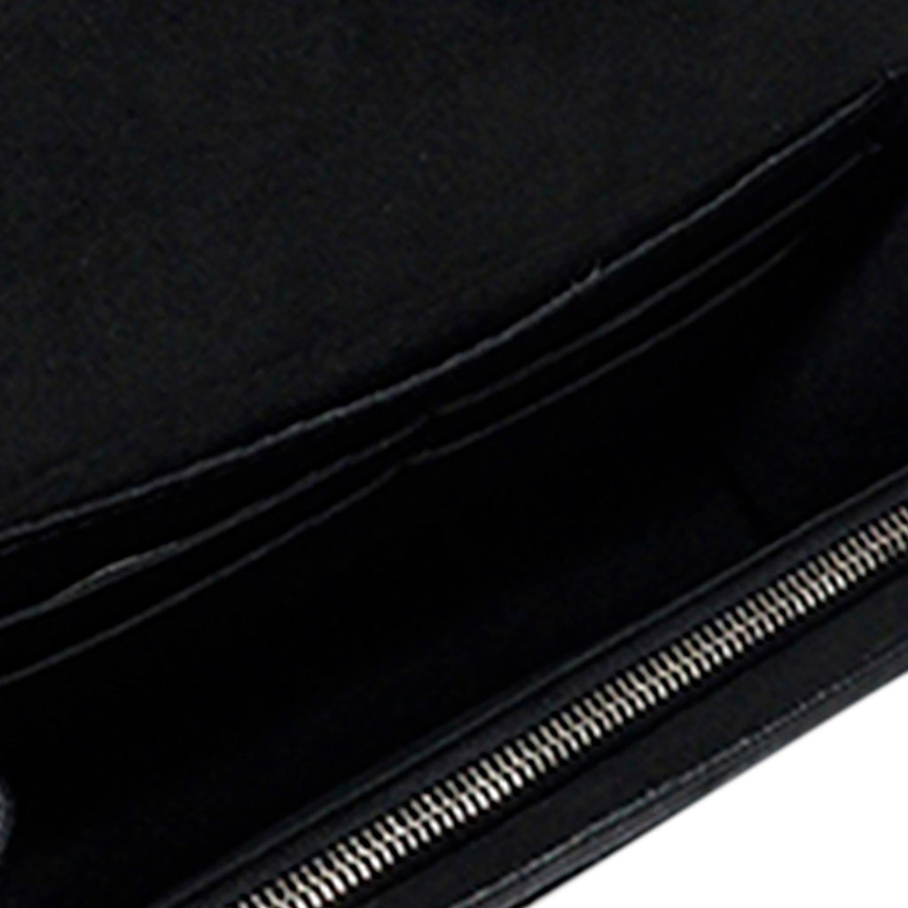 Louis Vuitton Monogram Giant Reverse Dauphine Bumbag (SHG-33341)