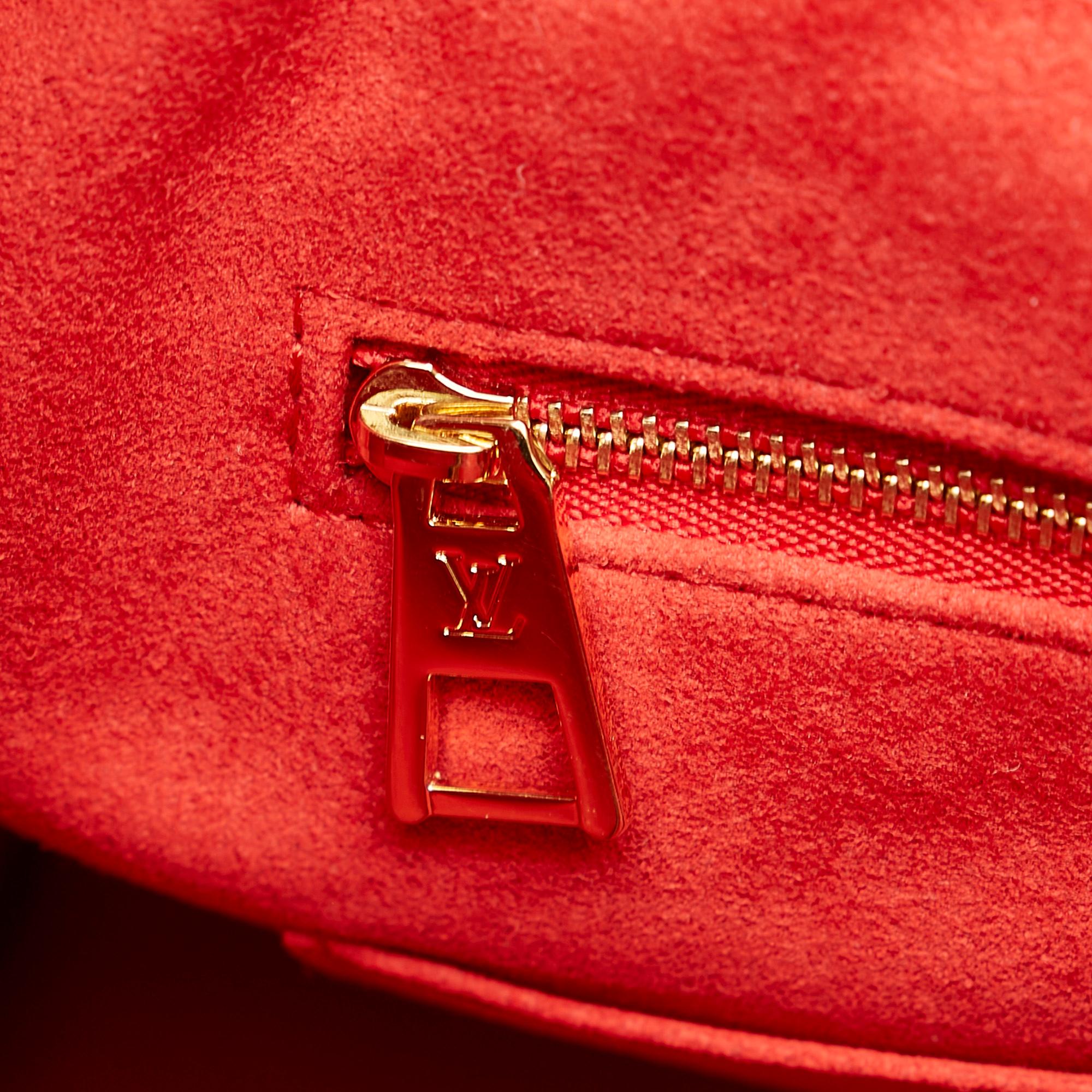 Louis Vuitton Monogram Giant Shearling Teddy Onthego GM (SHG-1IVGqB)
