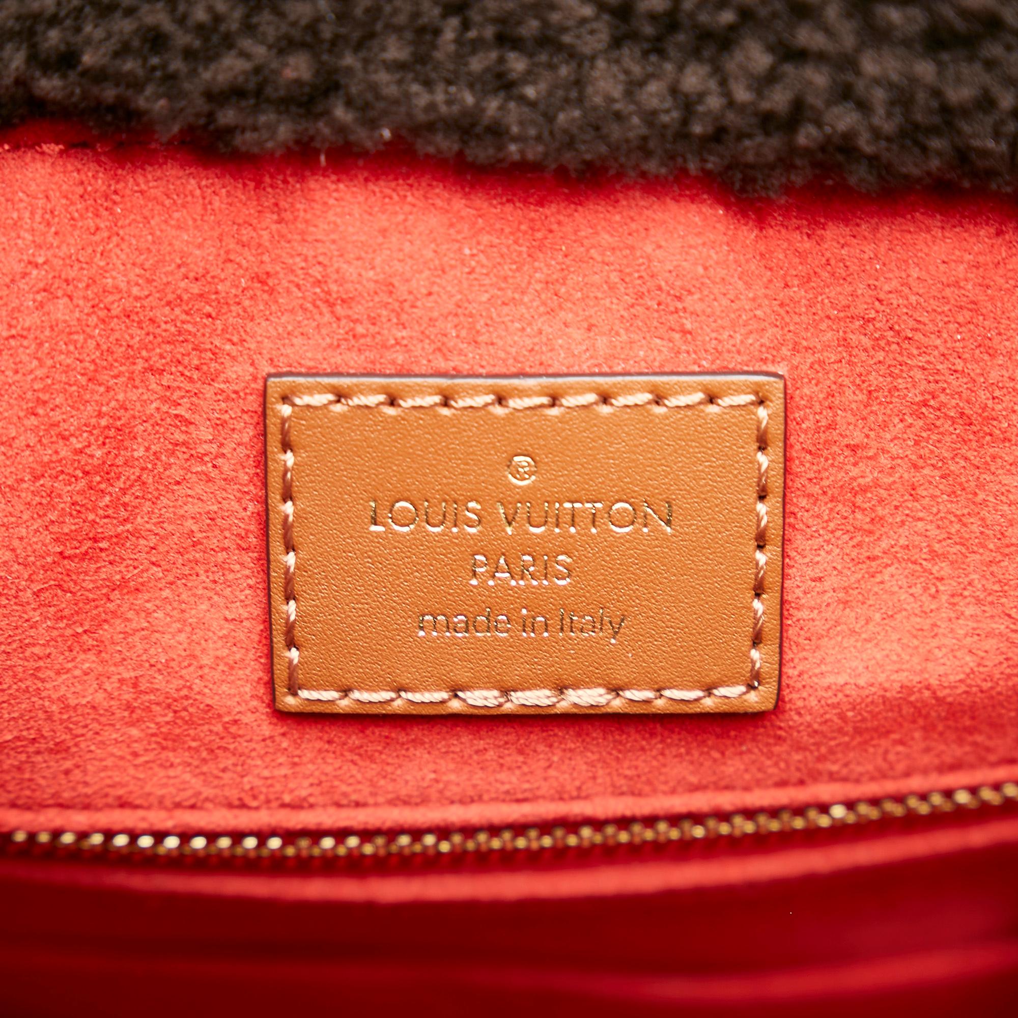 Louis Vuitton Monogram Giant Shearling Teddy Onthego GM (SHG-1IVGqB)