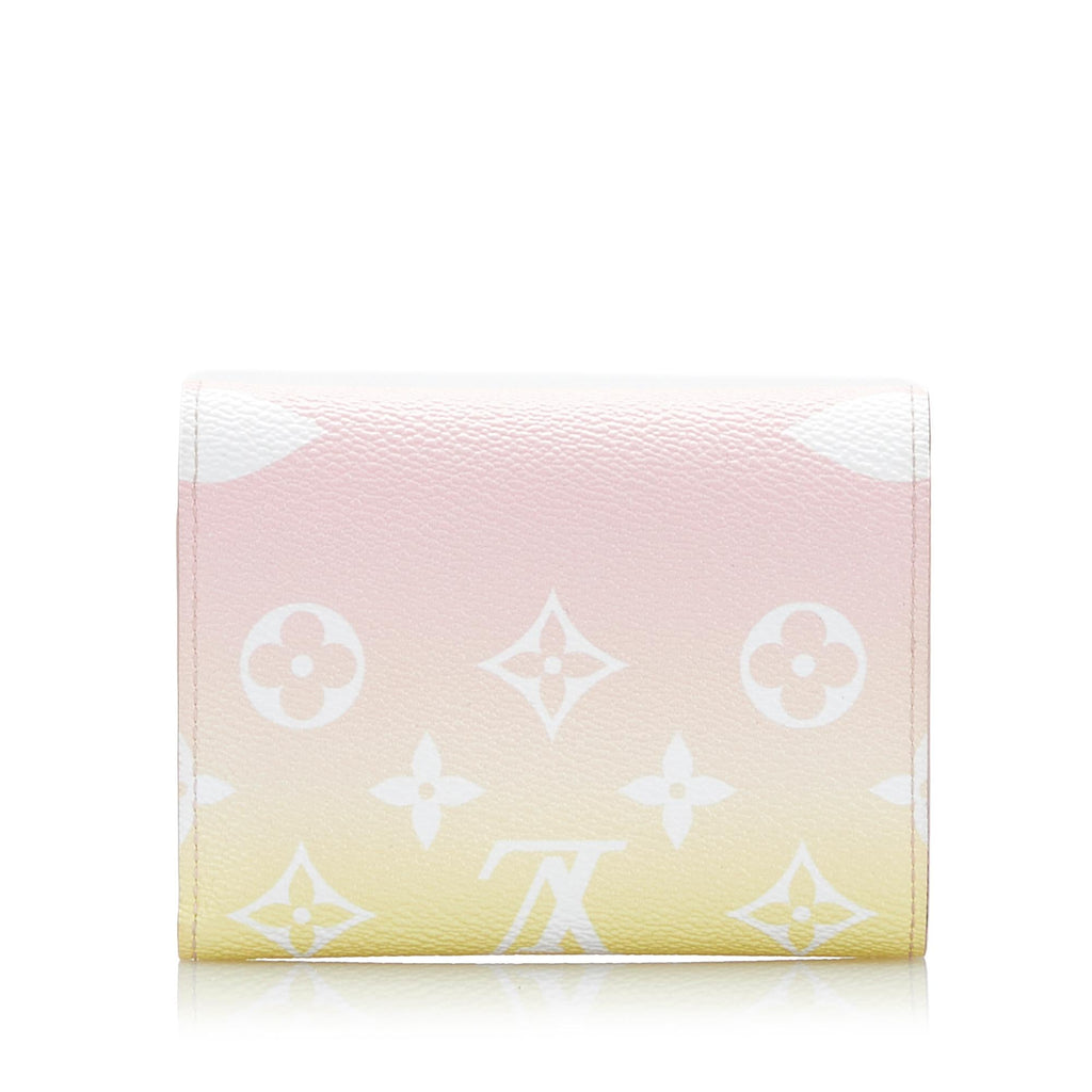 Louis Vuitton Monogram Giant Victorine Wallet (SHG-cKhmPR)