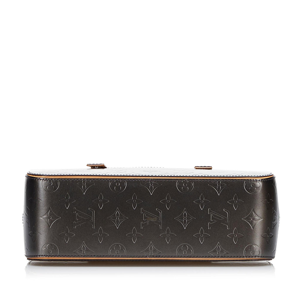 Louis Vuitton Monogram Glace Shelton (SHG-8ywIEt)