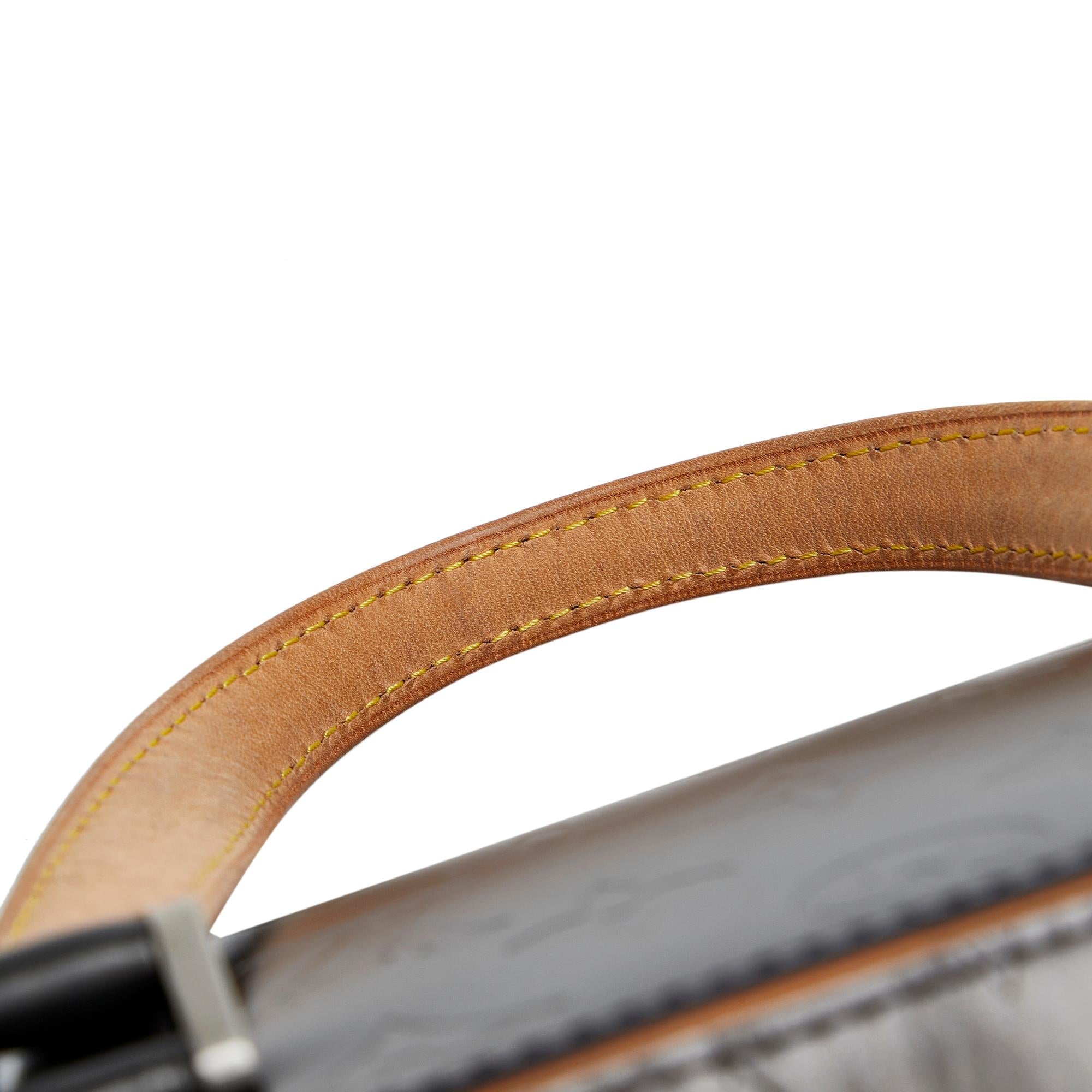 Louis Vuitton Monogram Glace Shelton (SHG-8ywIEt)