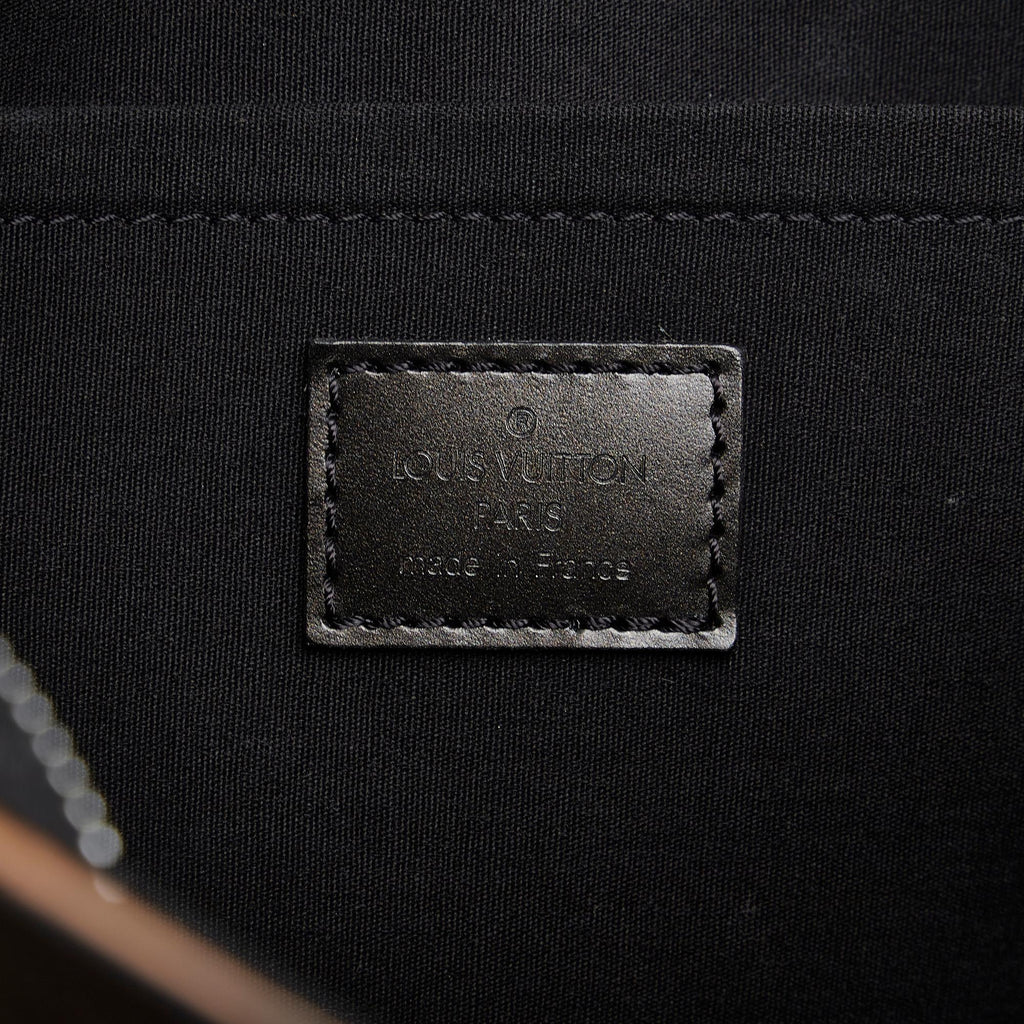 Louis Vuitton Monogram Glace Shelton (SHG-8ywIEt)