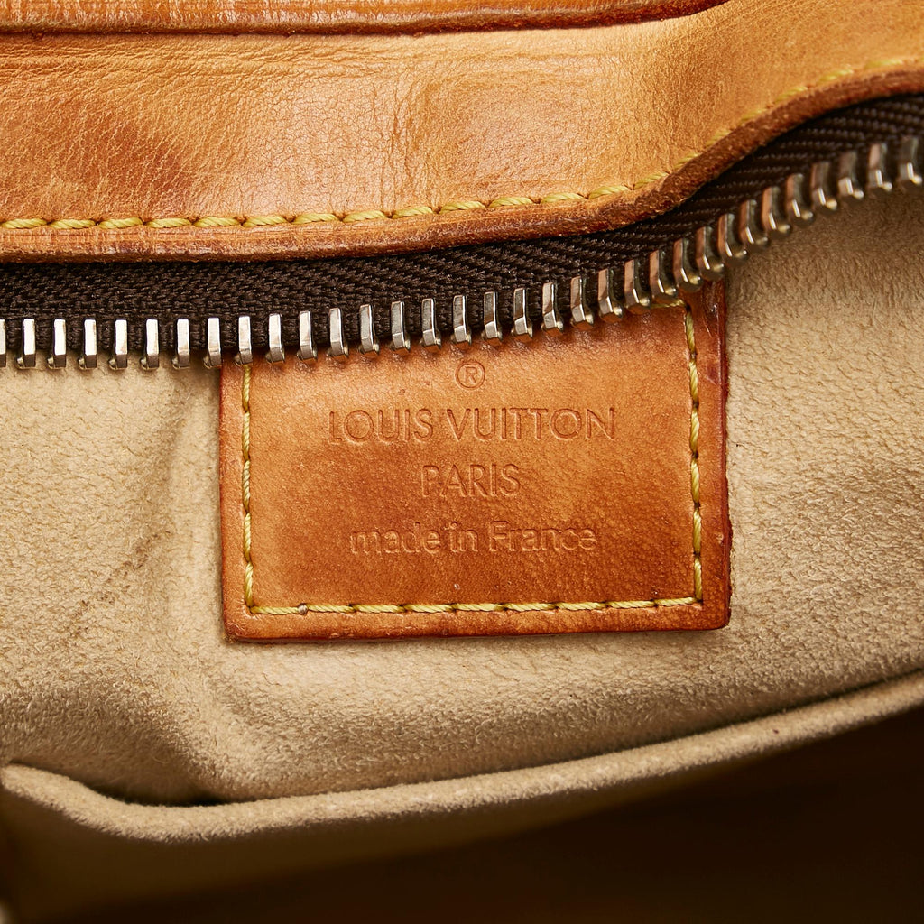 Louis Vuitton Monogram Hudson GM (SHG-34558)