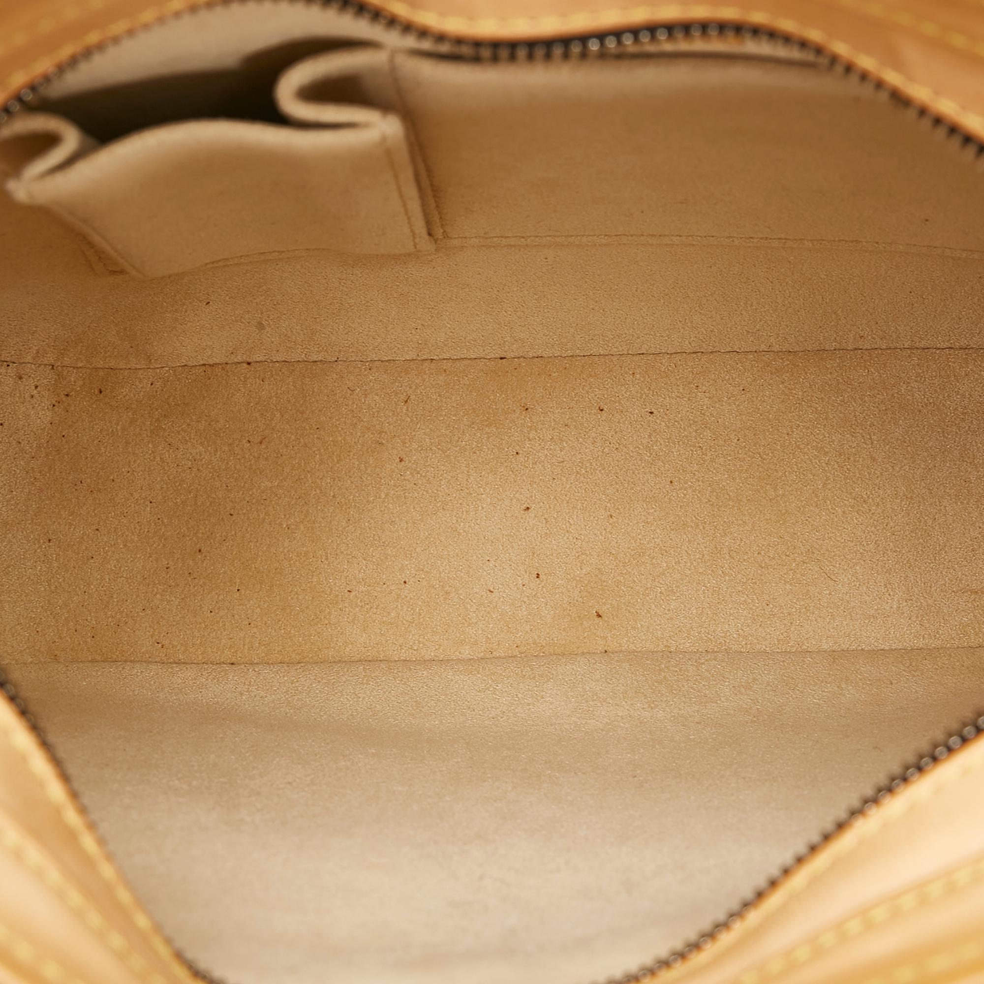 Louis Vuitton Monogram Hudson GM (SHG-Wy1aSH)