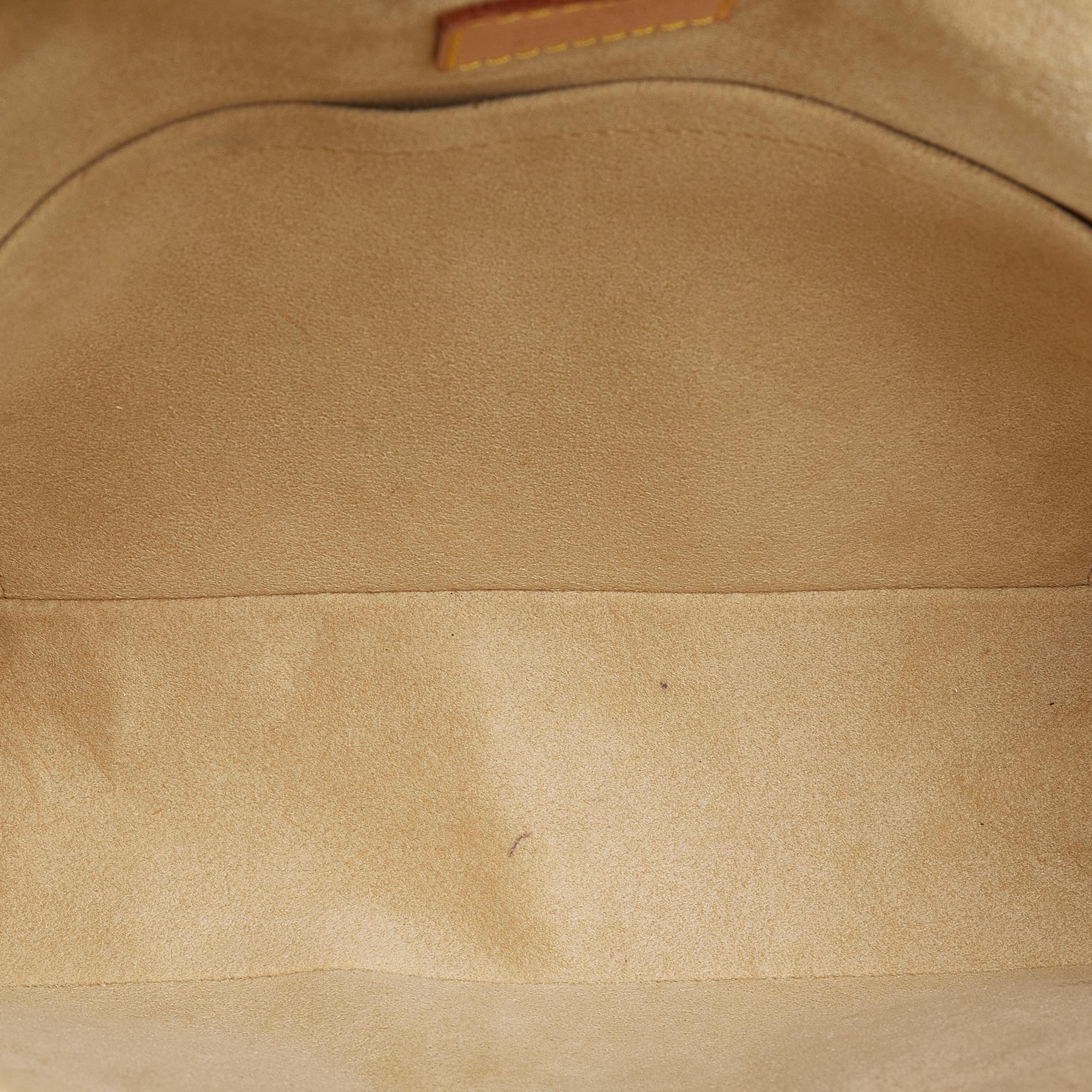 Louis Vuitton Monogram Hudson PM (SHG-2bPrXS)