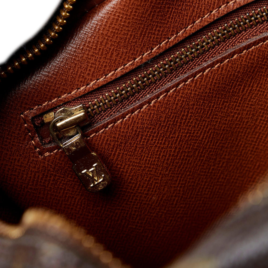 Louis Vuitton Monogram Jeune Fille (SHG-FyLyUv)