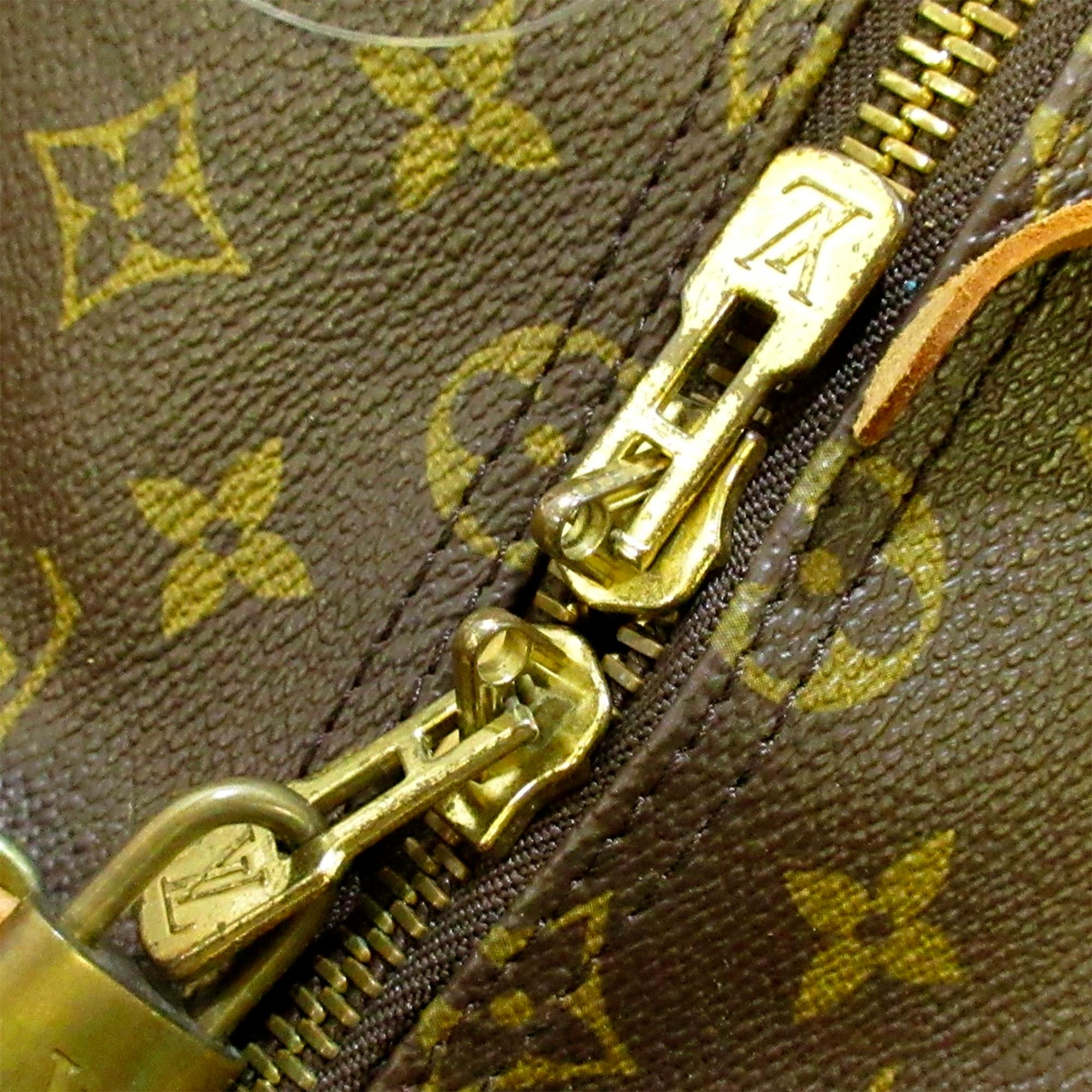 Louis Vuitton Monogram Keepall 50 (SHG-36366)